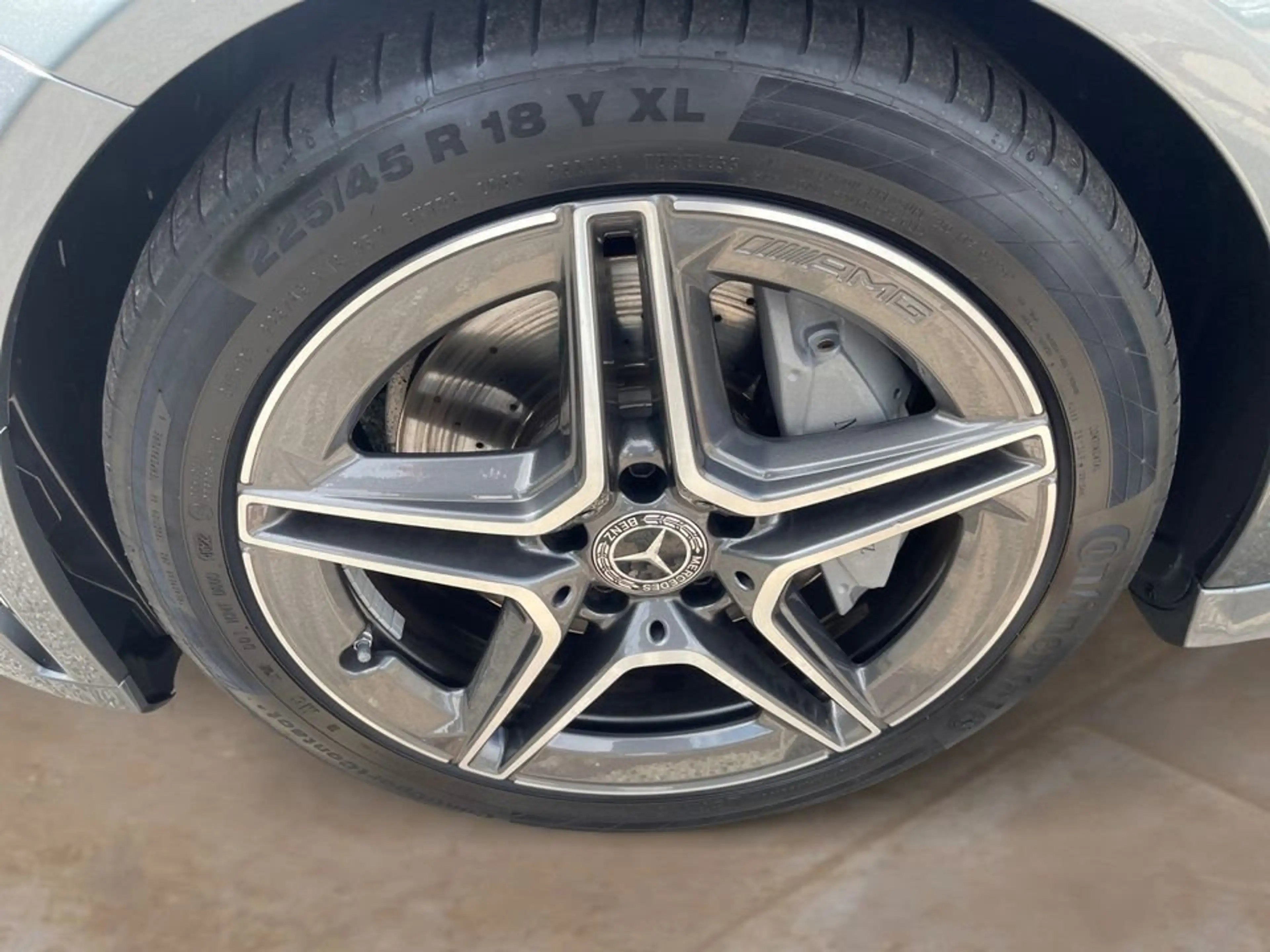 Mercedes-Benz C 300 Coupe AMG Line + GARANTIE — photo 2