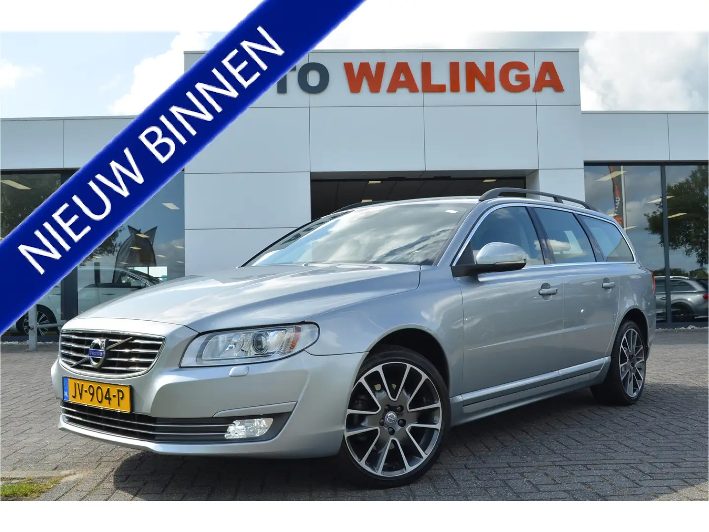 Volvo V70 2.0 D3 Polar+ Leer | Xenon | PDC | Stoelverwarming Szürke - 1