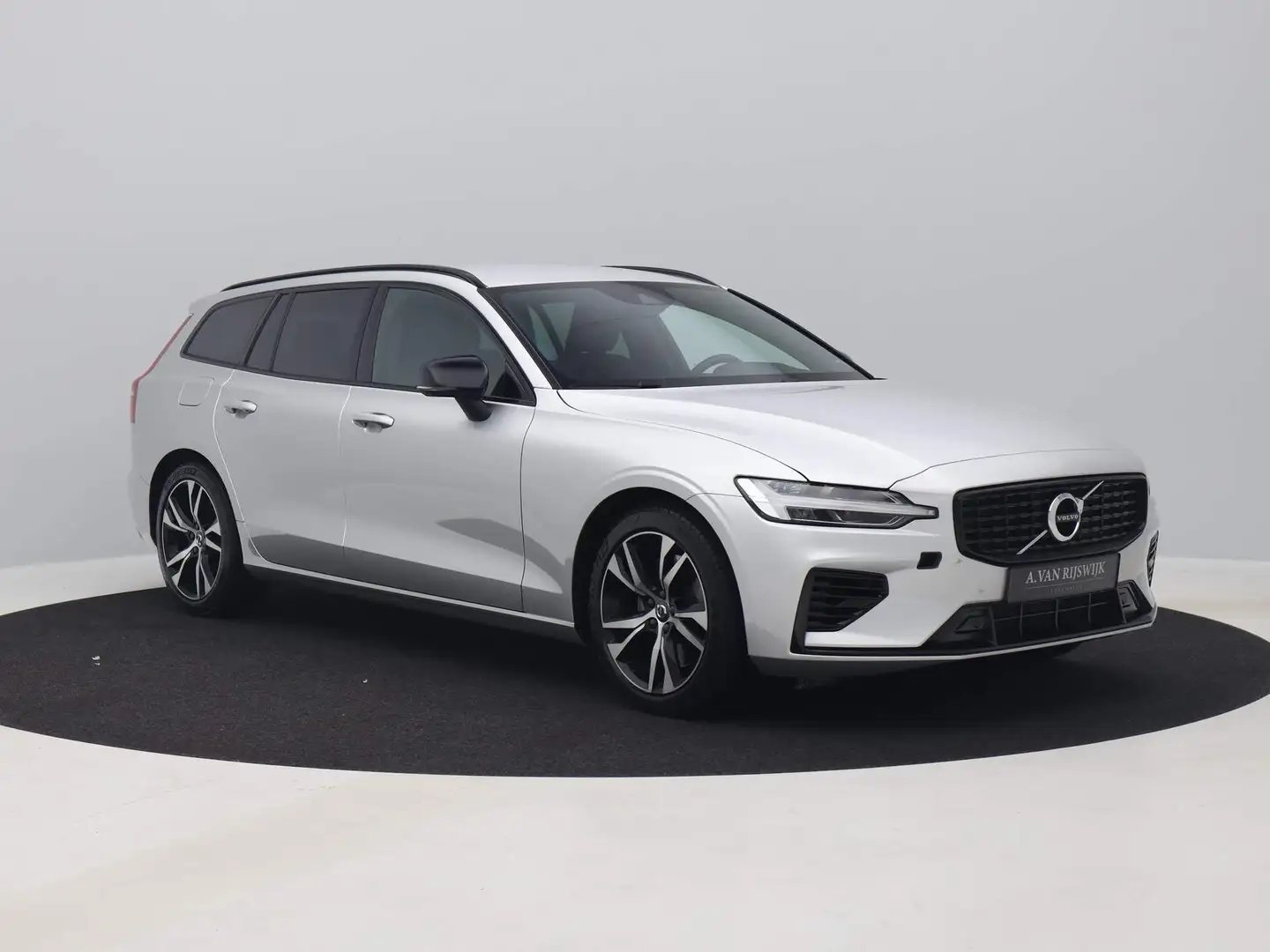 Volvo V60 2.0 T6 Recharge AWD R-Design | SHADOW | MEMORY | C Zilver - 2