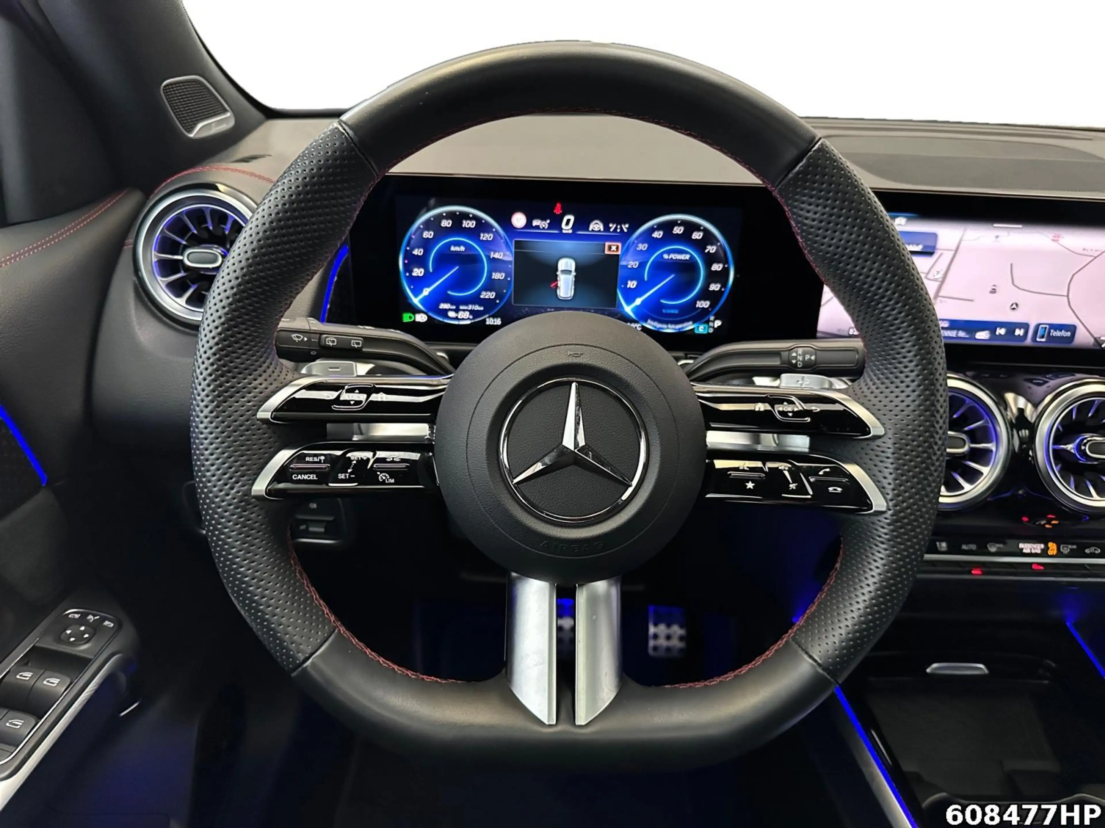 Mercedes-Benz EQB 300 4M AMG  Night Distronic Burmester Pano — photo 13