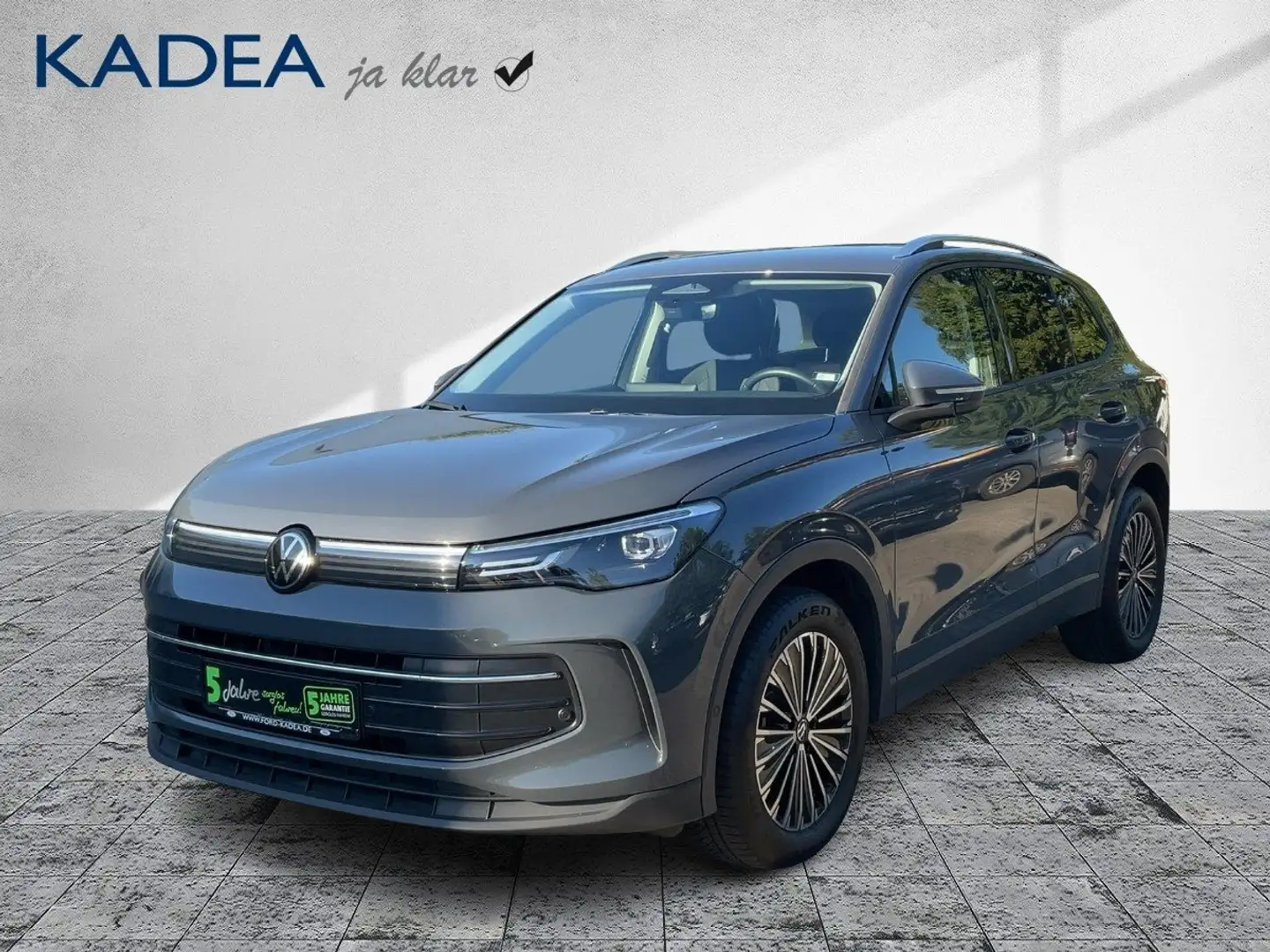 Volkswagen Tiguan 2.0 TDI W Life ACC+LED+Navi+SHZ+Winterp. Grau - 2