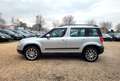 Skoda Yeti Ambition 4x4*LMF*Klimaaut.*AHK*TÜV:08/2025* Argent - thumbnail 2