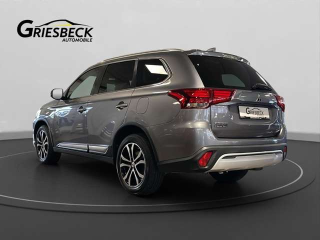Mitsubishi Outlander Diamant Edition 2WD Navi Apple CarPlay Android Aut