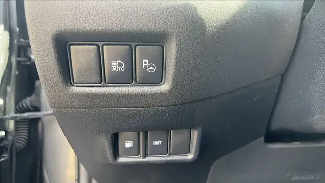 Toyota C-HR view 13