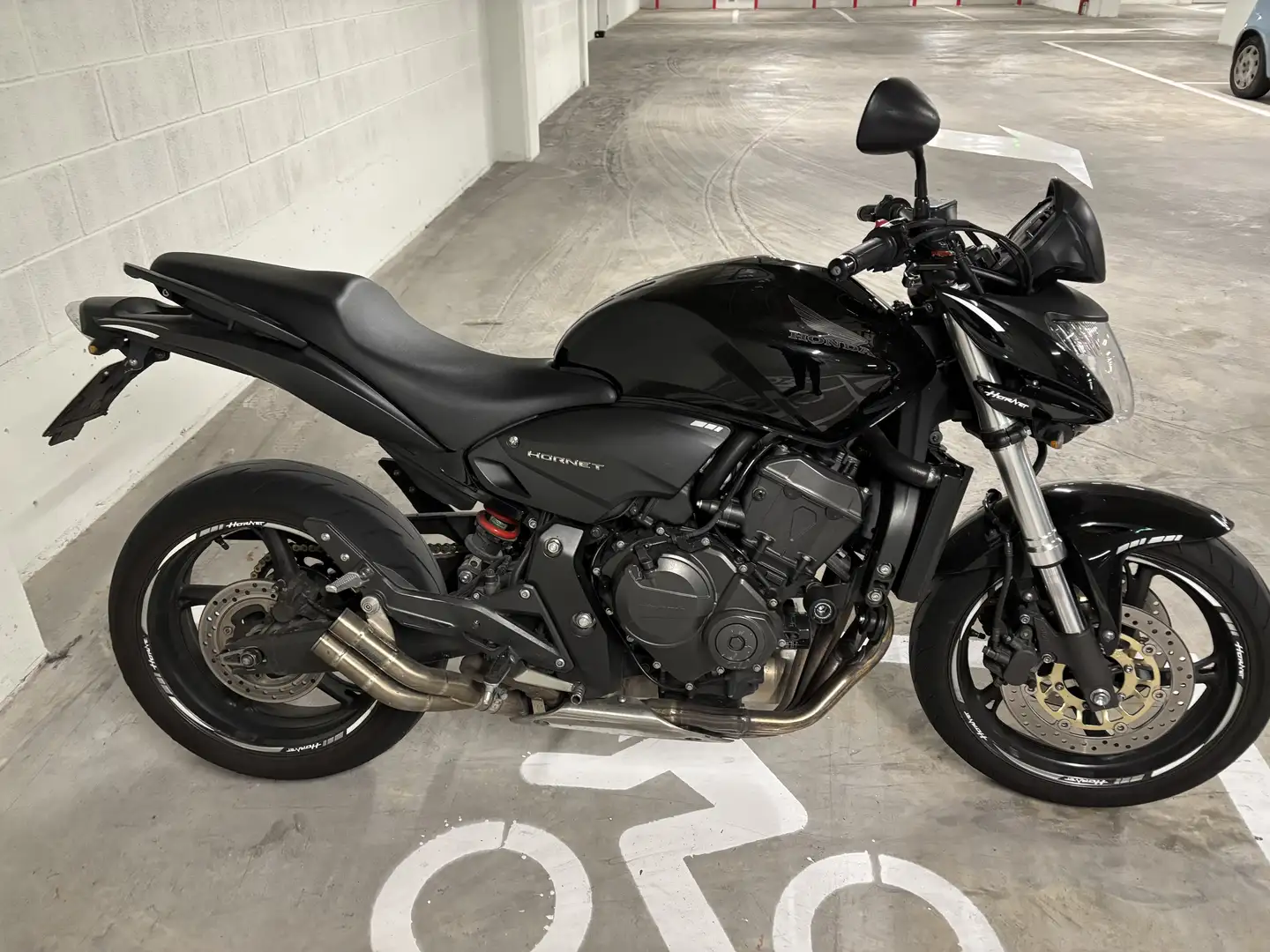 Honda Hornet CB600F crna - 2