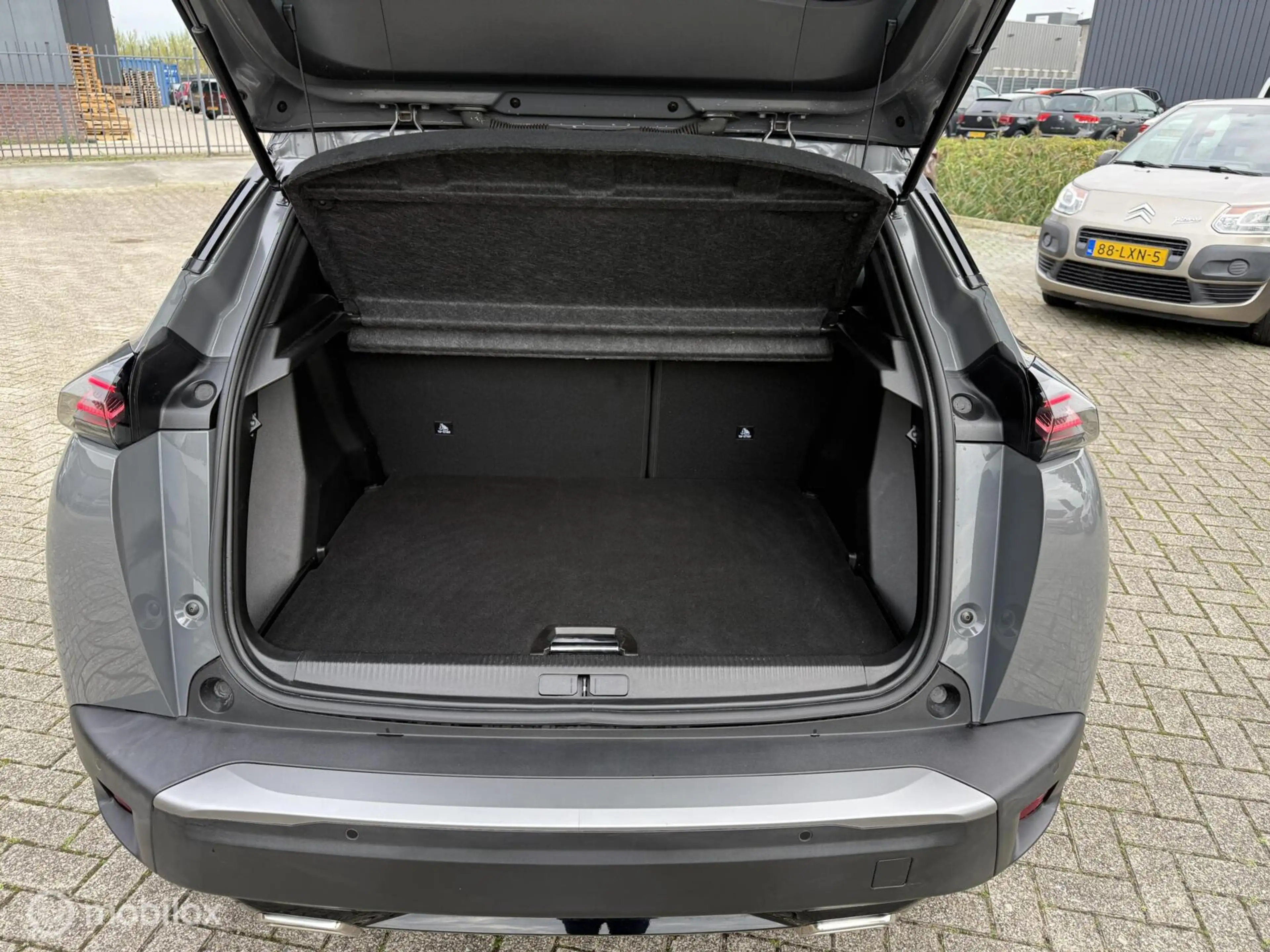 Peugeot 2008 GT 130 PK AUTOMAAT RIJKLAAR PRIJS — photo 10
