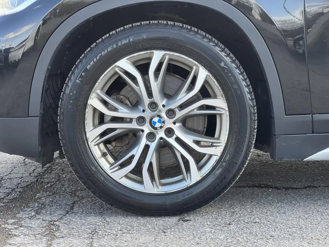 BMW X1 снимка BMW X1