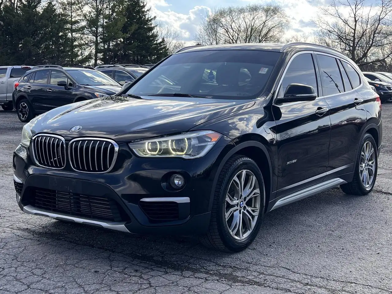 BMW X1 снимка BMW X1