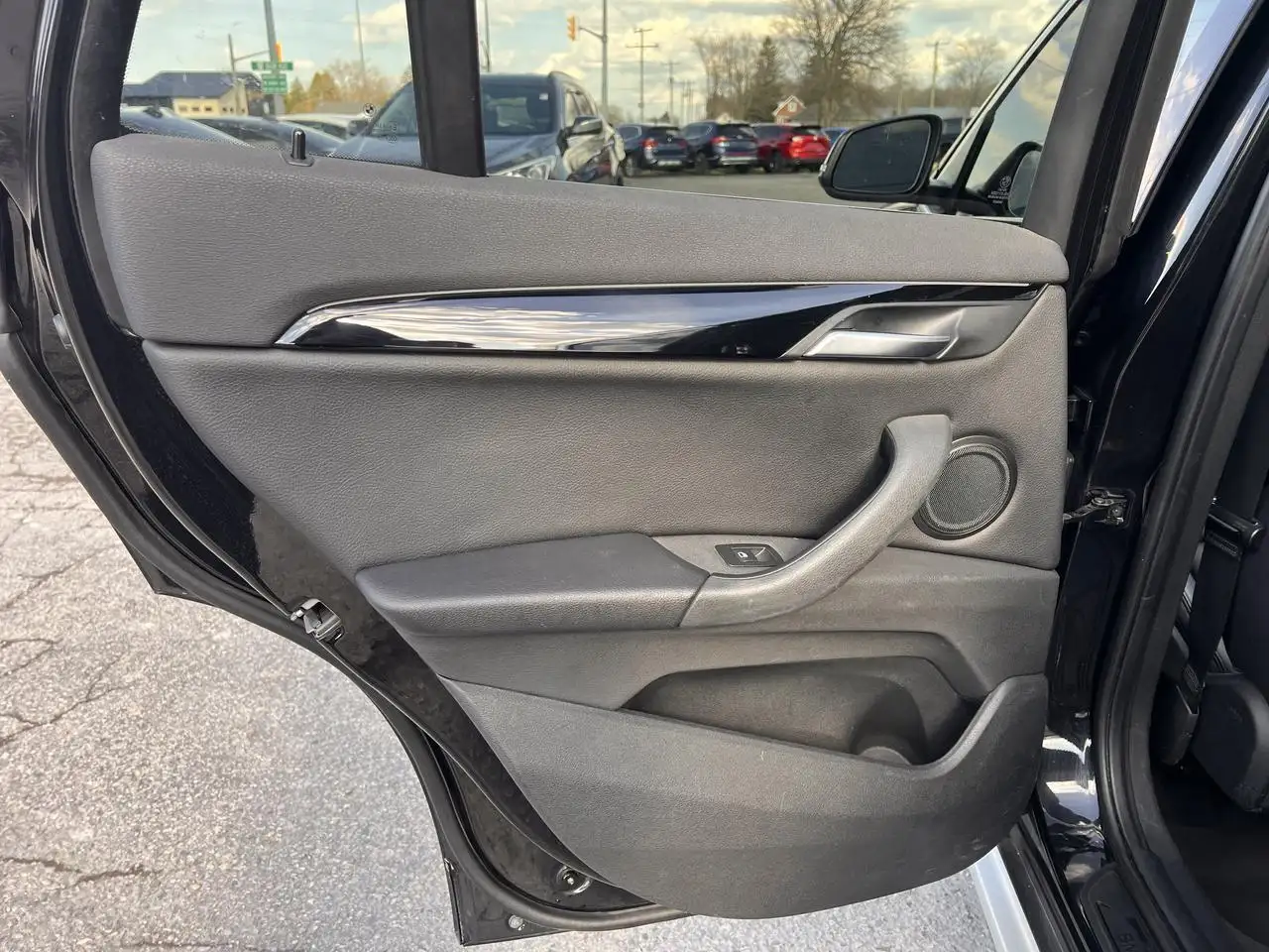 BMW X1 снимка BMW X1