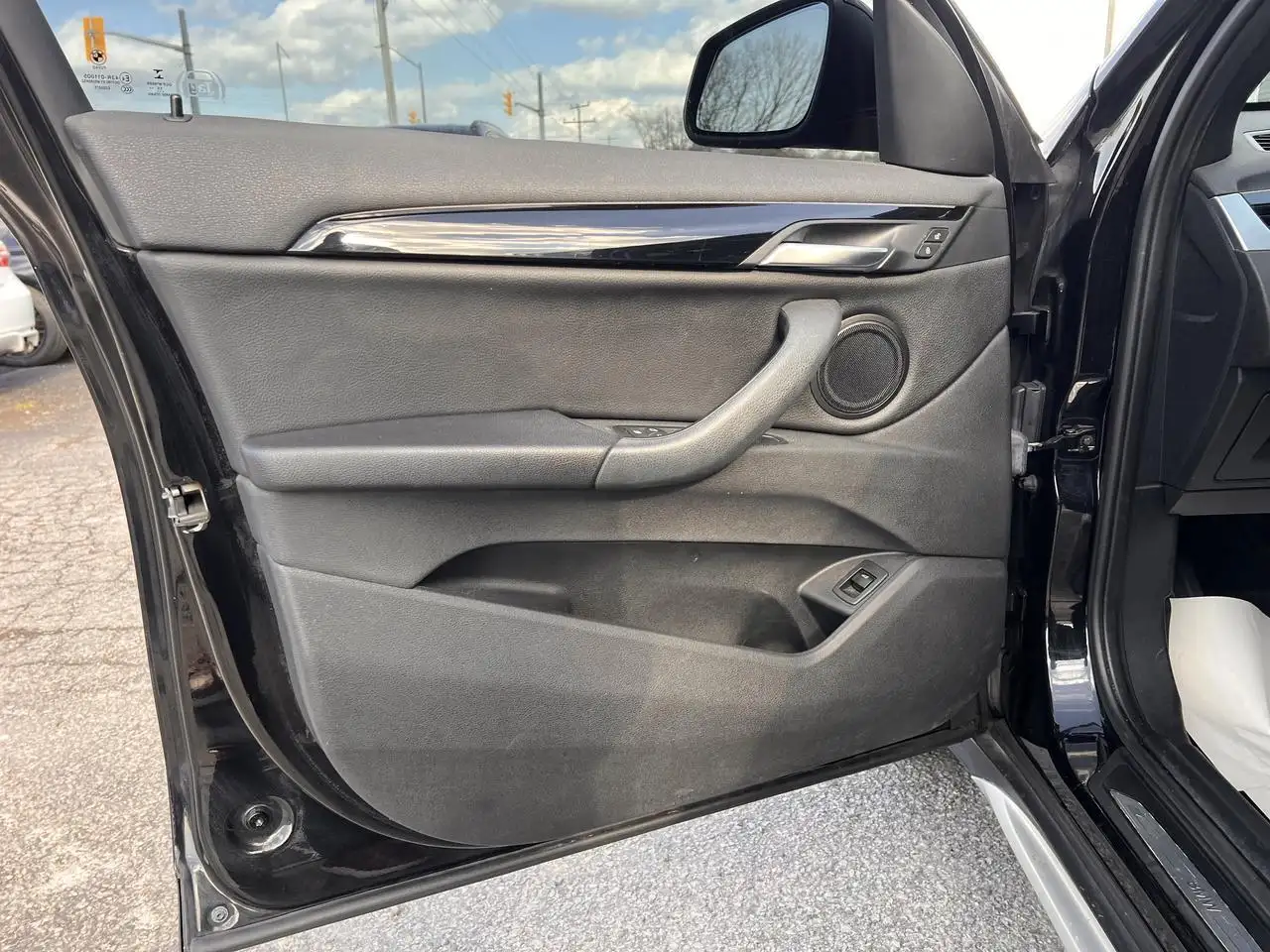 BMW X1 снимка BMW X1