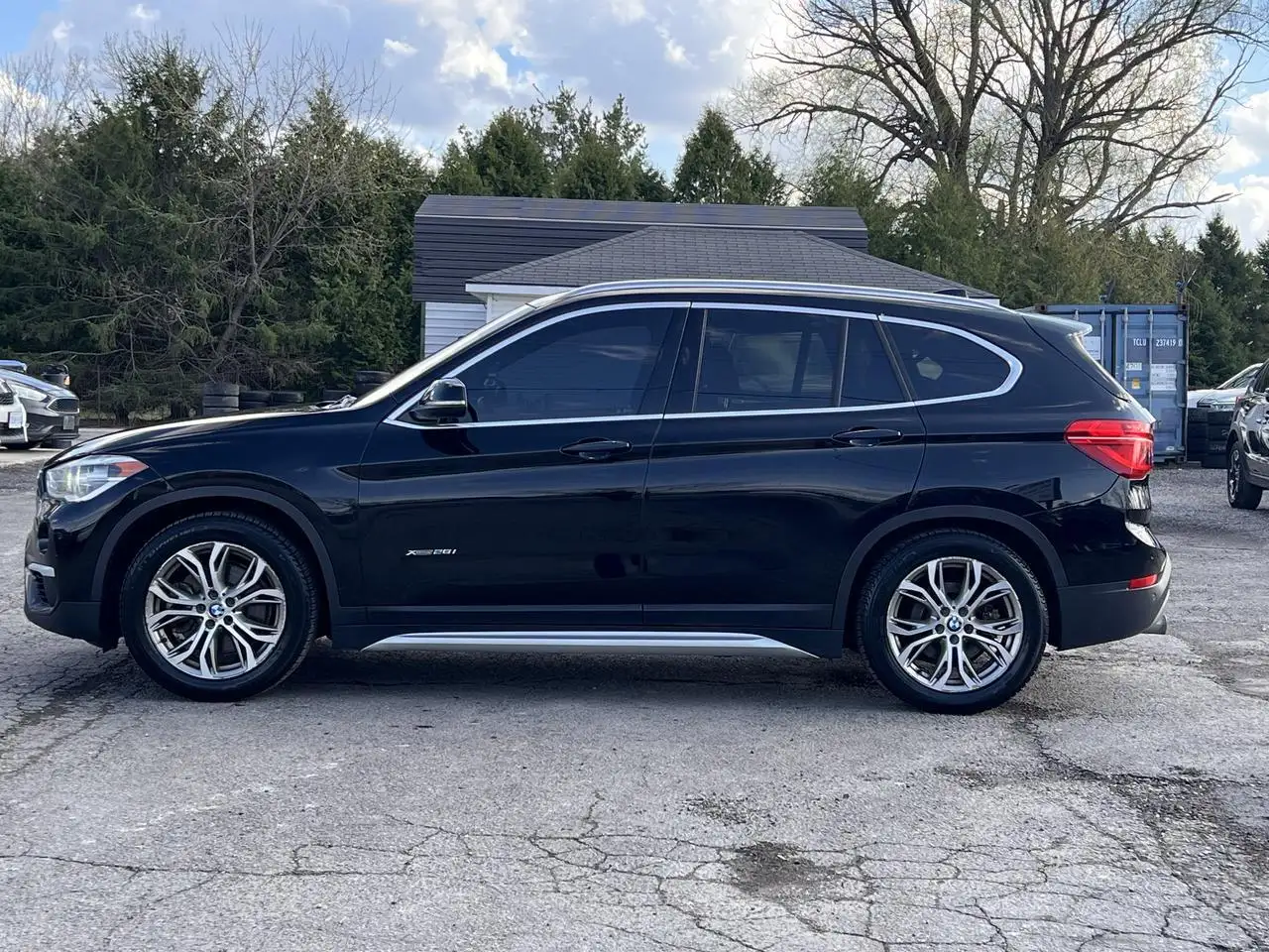 BMW X1 снимка BMW X1