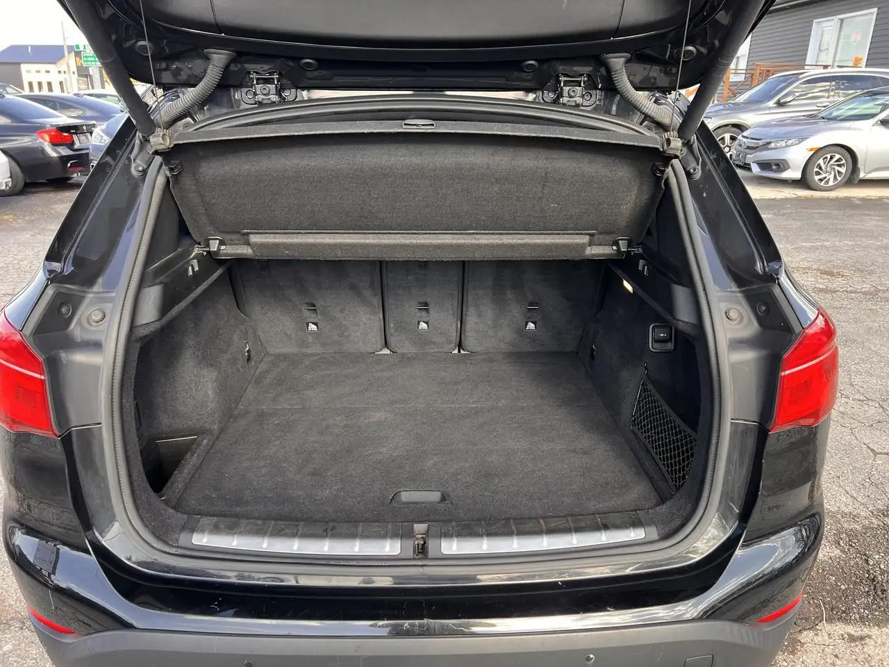 BMW X1 снимка BMW X1