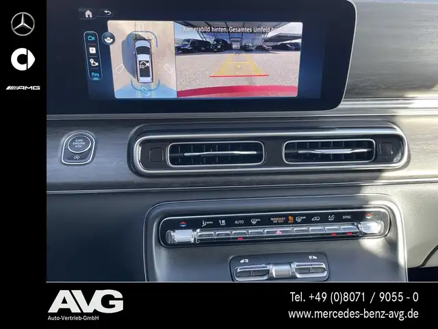 Mercedes-Benz V-Class view 13