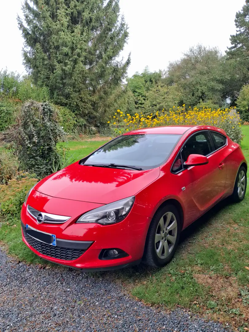 Opel Astra Astra GTC 1.4 Turbo 120 ch Start/Stop Edition Rouge - 1