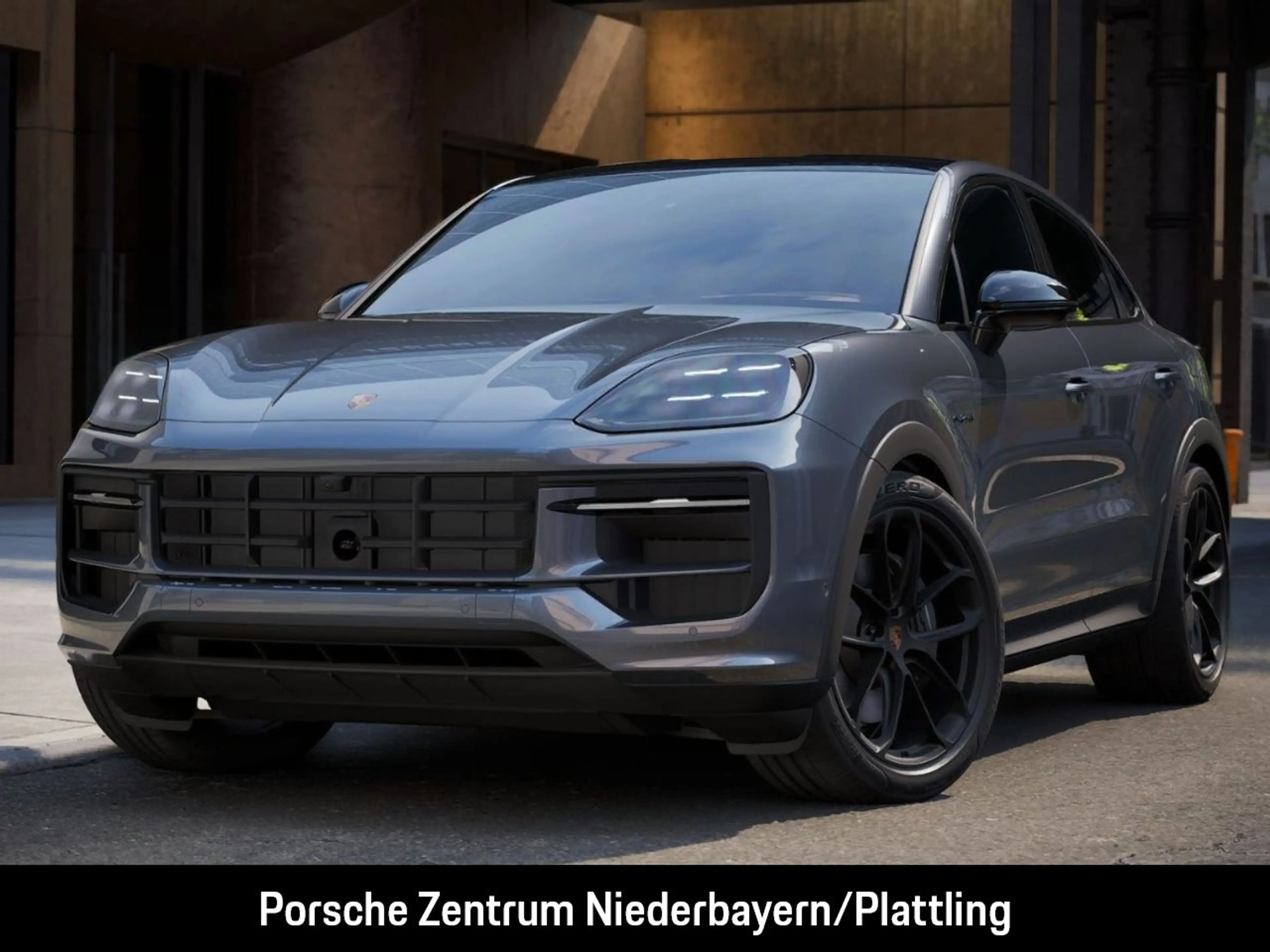 Porsche Cayenne E-Hybrid Coupe Black Edition | InnoDrive