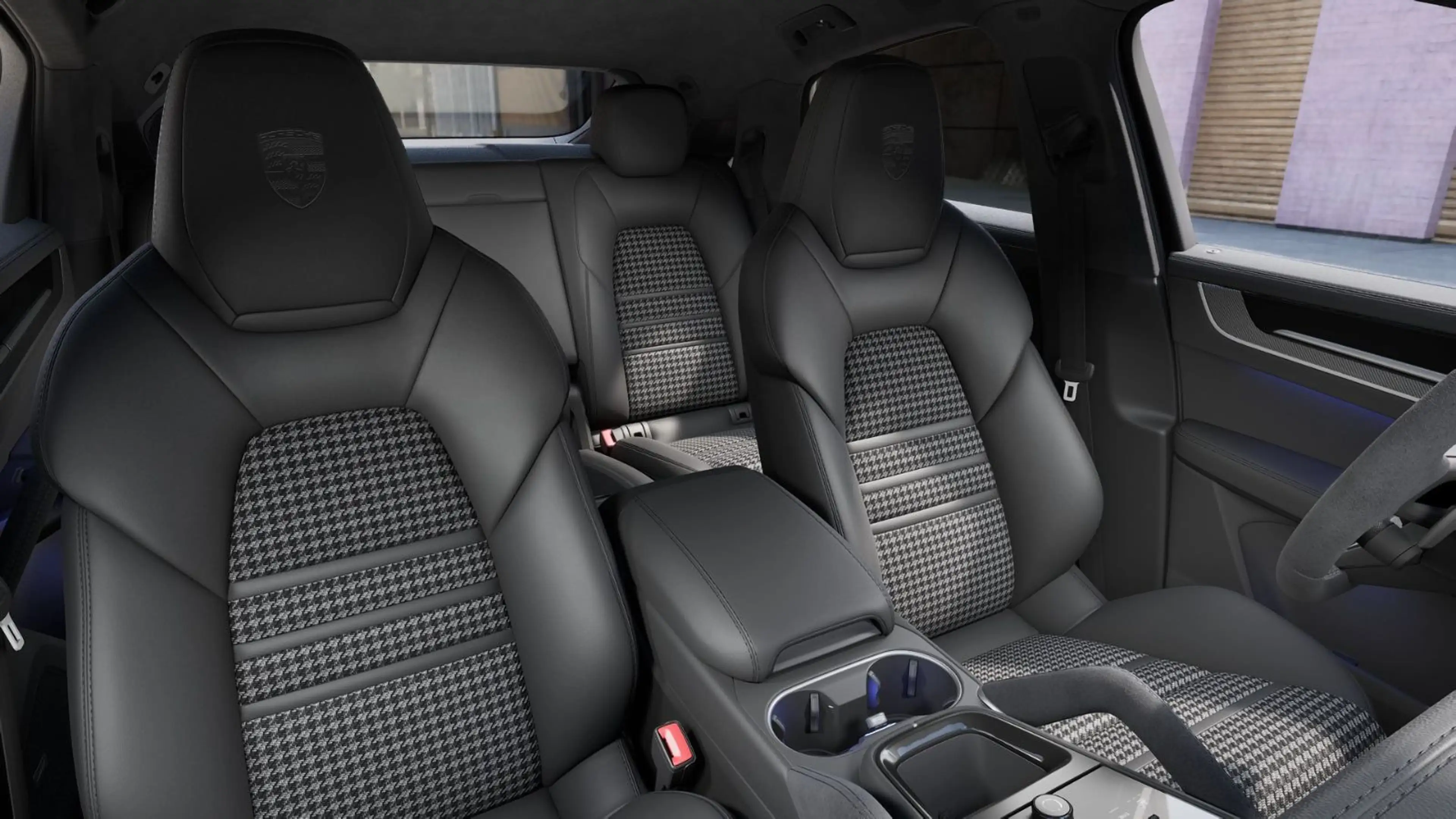 Porsche Cayenne E-Hybrid Coupe Black Edition | InnoDrive — photo 10