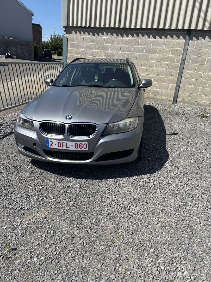 BMW 318 Touring dA - 2