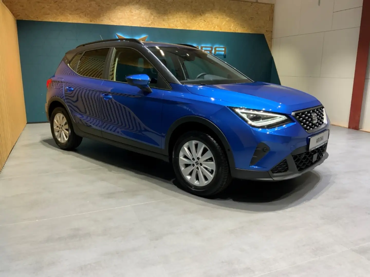 SEAT Arona Style Road Edition 1.0 TSI+ACC+Rückfahrkam. Blau - 2