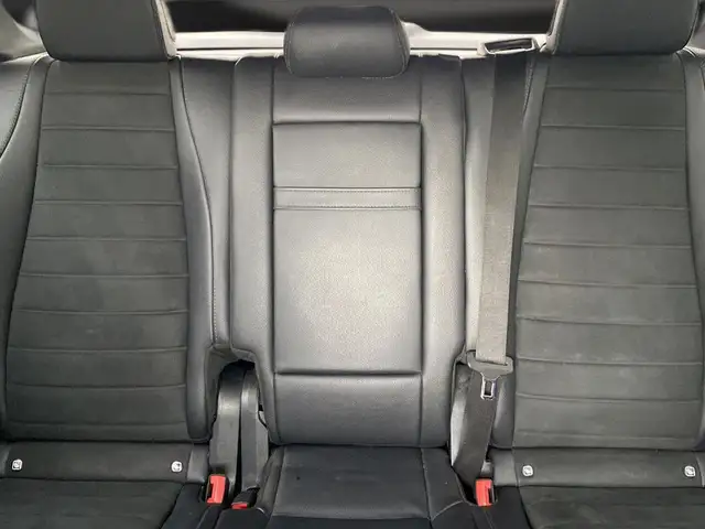 Mercedes-Benz Gle view 13