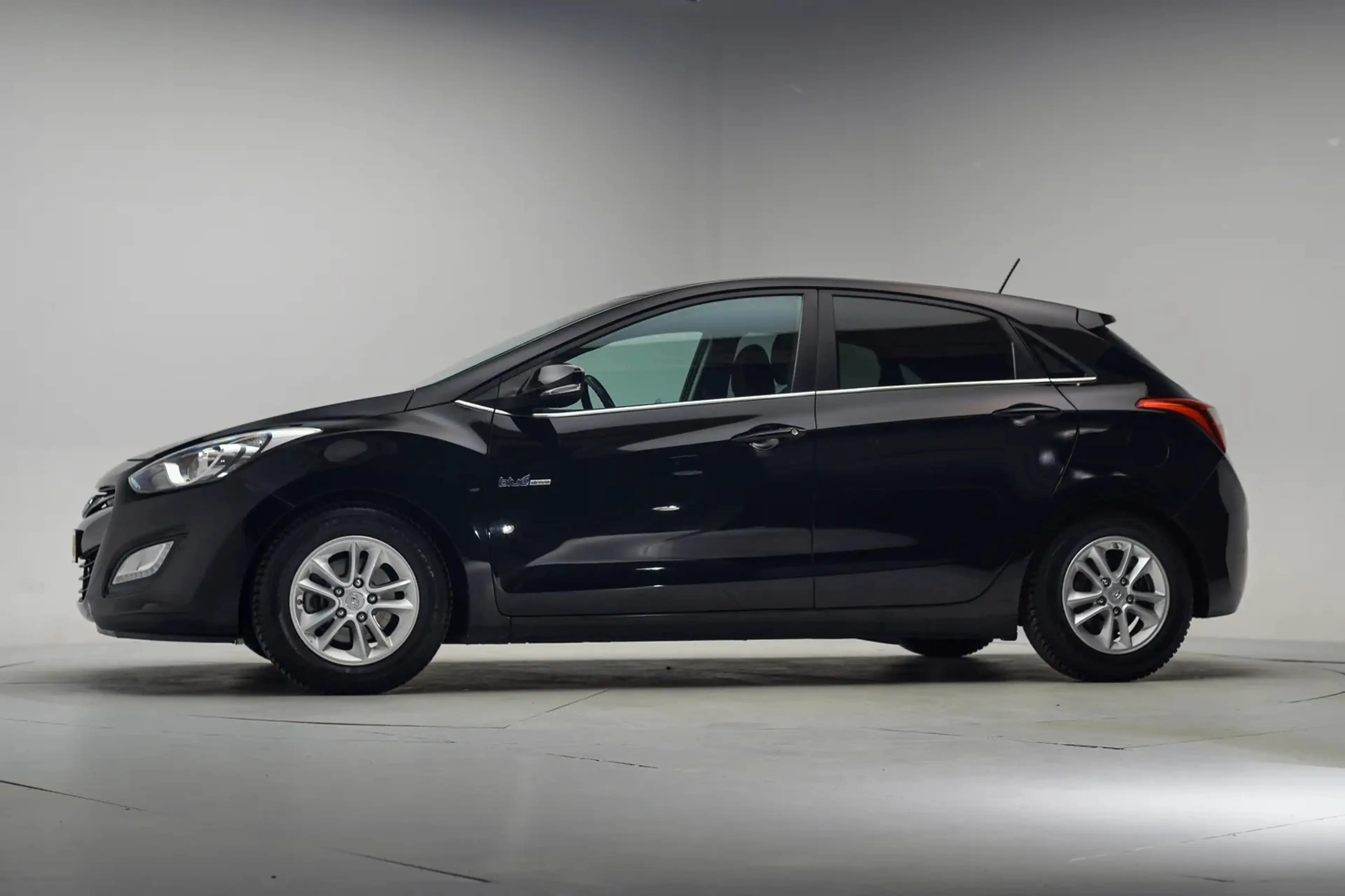 Hyundai i30 1.6 GDI I-Motion Plus [ Trekhaak Clima LED Camera — photo 2