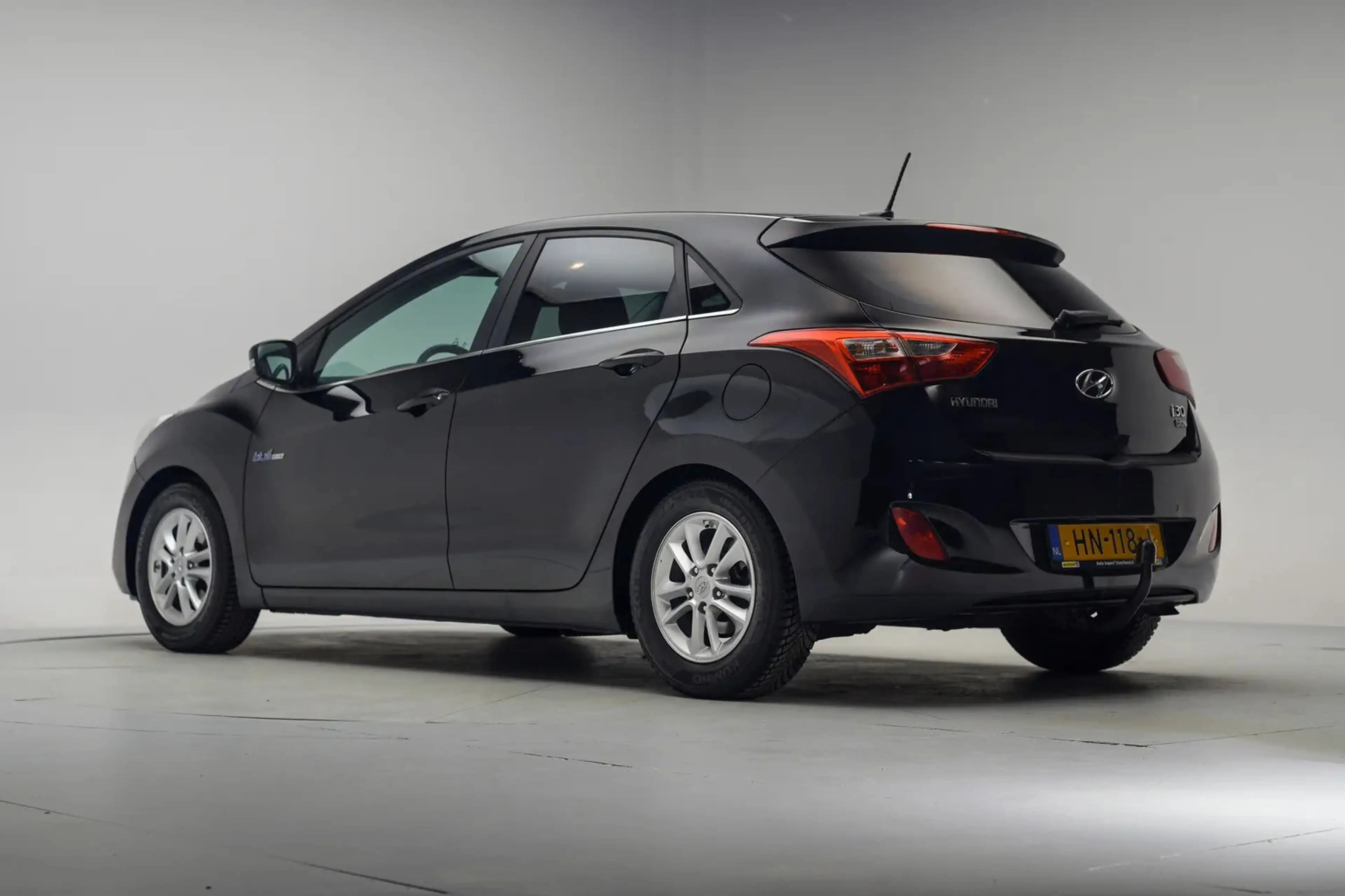 Hyundai i30 1.6 GDI I-Motion Plus [ Trekhaak Clima LED Camera — photo 3