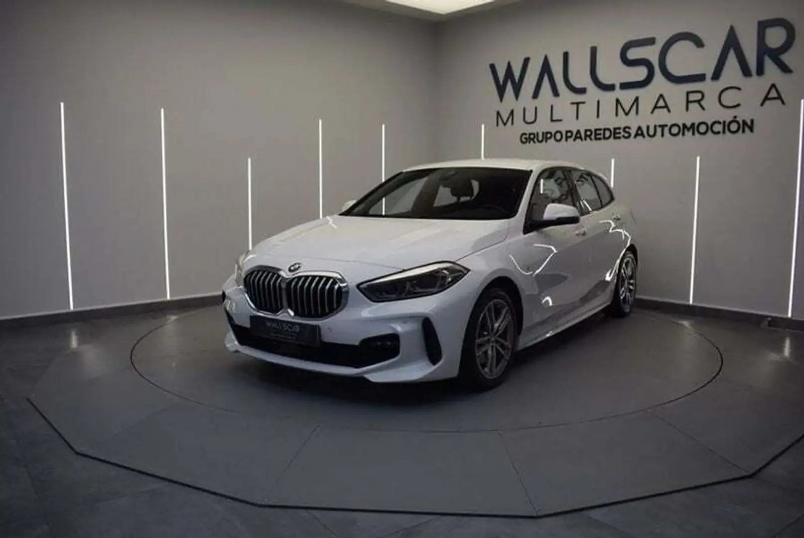 BMW 116 118d Bianco - 2