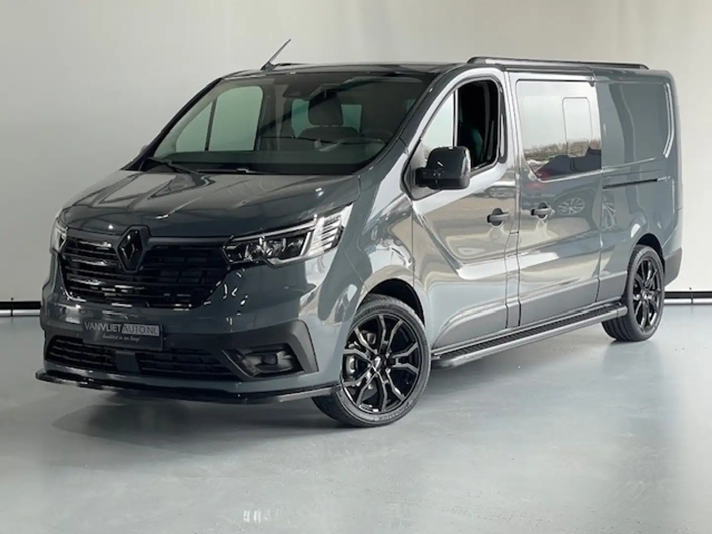 Renault Trafic 2.0 dCi 170PK AUTOMAAT L2H1 Luxe Navi / Camera / A Gris - 1
