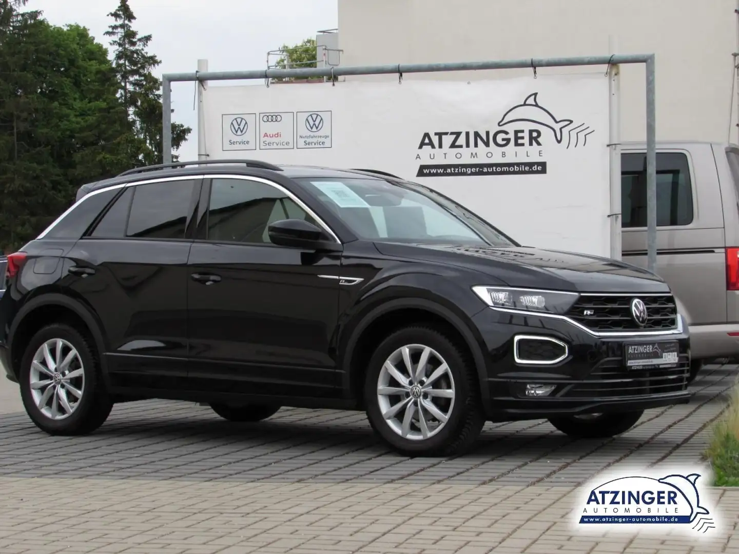 Volkswagen T-Roc Sport 1.5 TSI DSG R-Line LED ACC Klima Navi Schwarz - 1