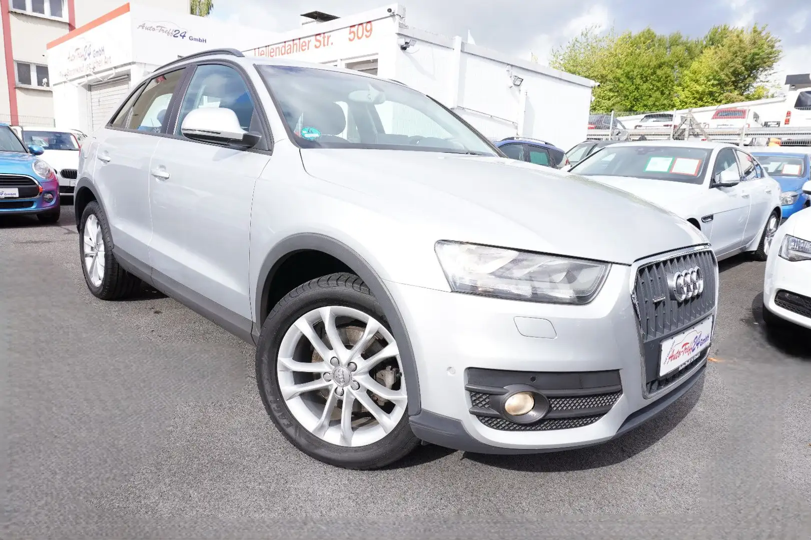 Audi Q3 2.0 TFSI quattro *Automatik*1.Hand*GARANTIE++ Silber - 1
