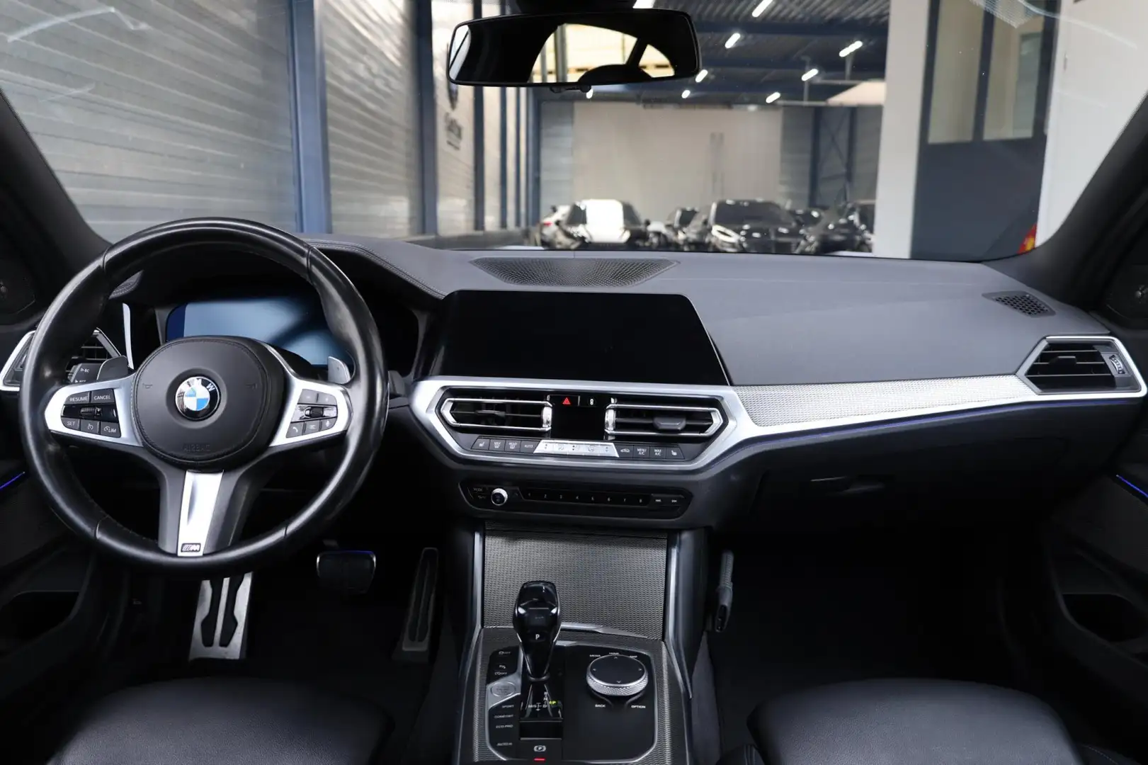 BMW 330 3-serie 330i M-Sport LED/VIRTUAL/SFEER/PANO/HALF L Noir - 2