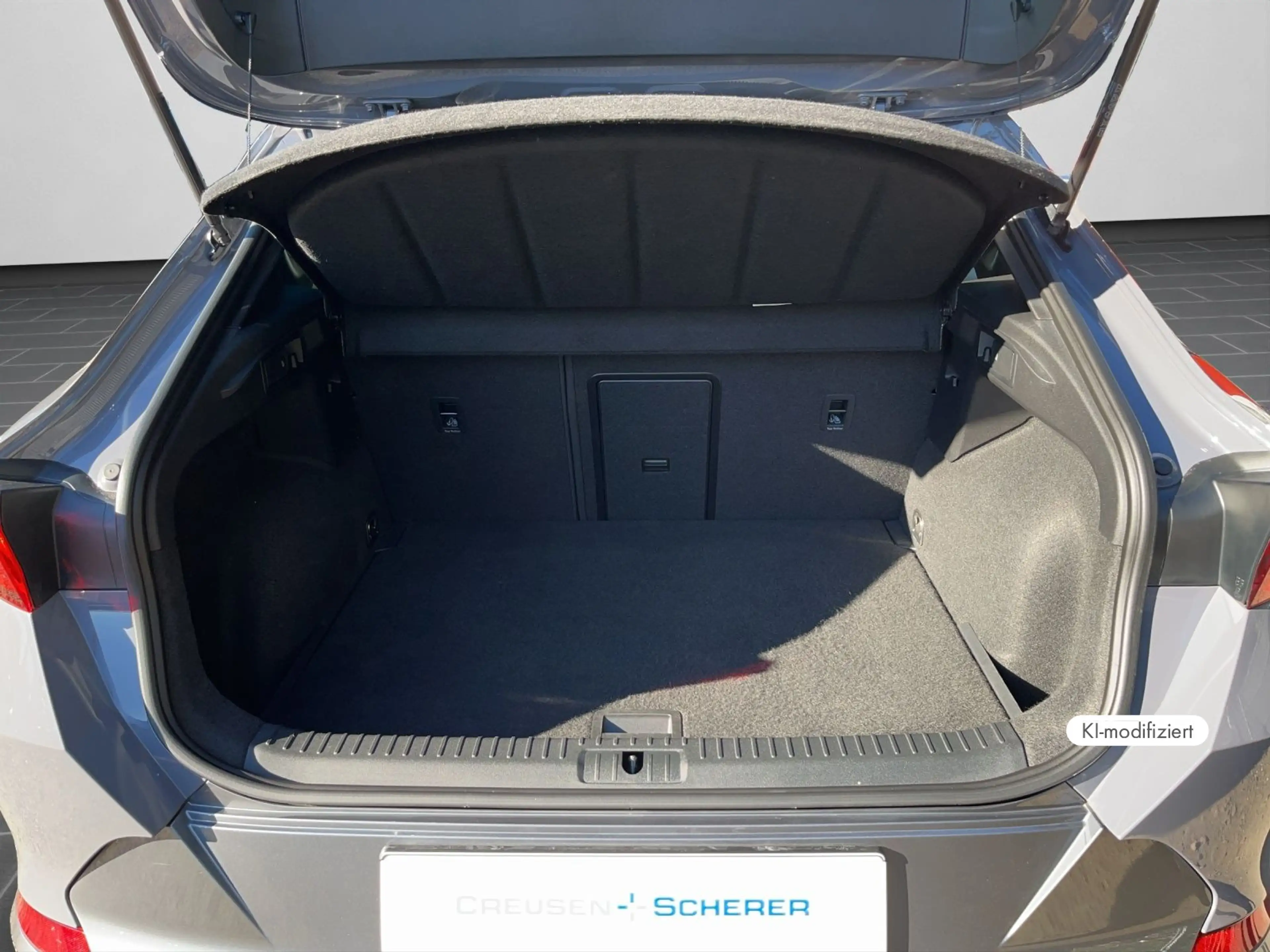 CUPRA Formentor 1.5 TSI DSG SHZ RFK ACC LED — photo 15
