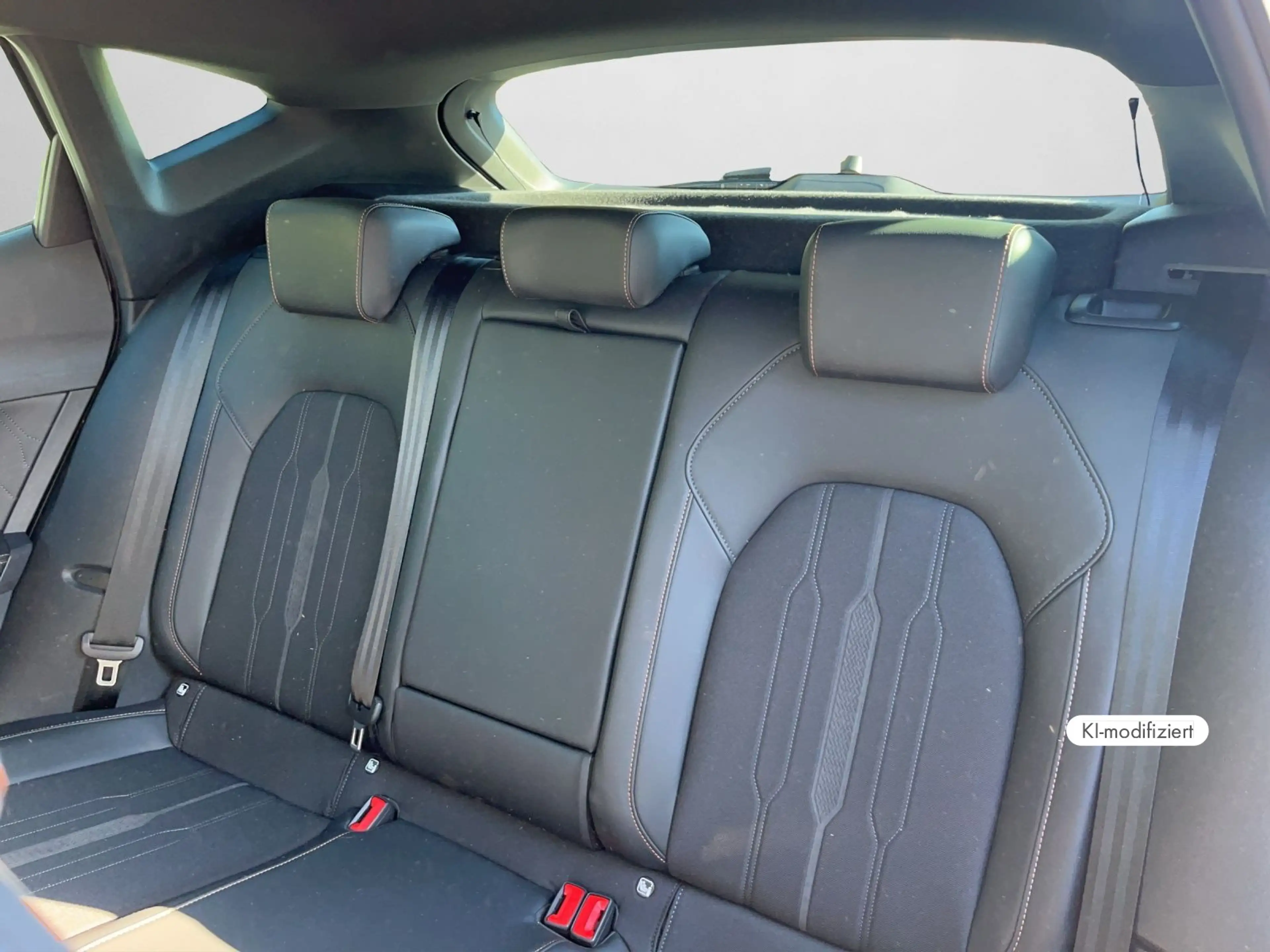 CUPRA Formentor 1.5 TSI DSG SHZ RFK ACC LED — photo 14