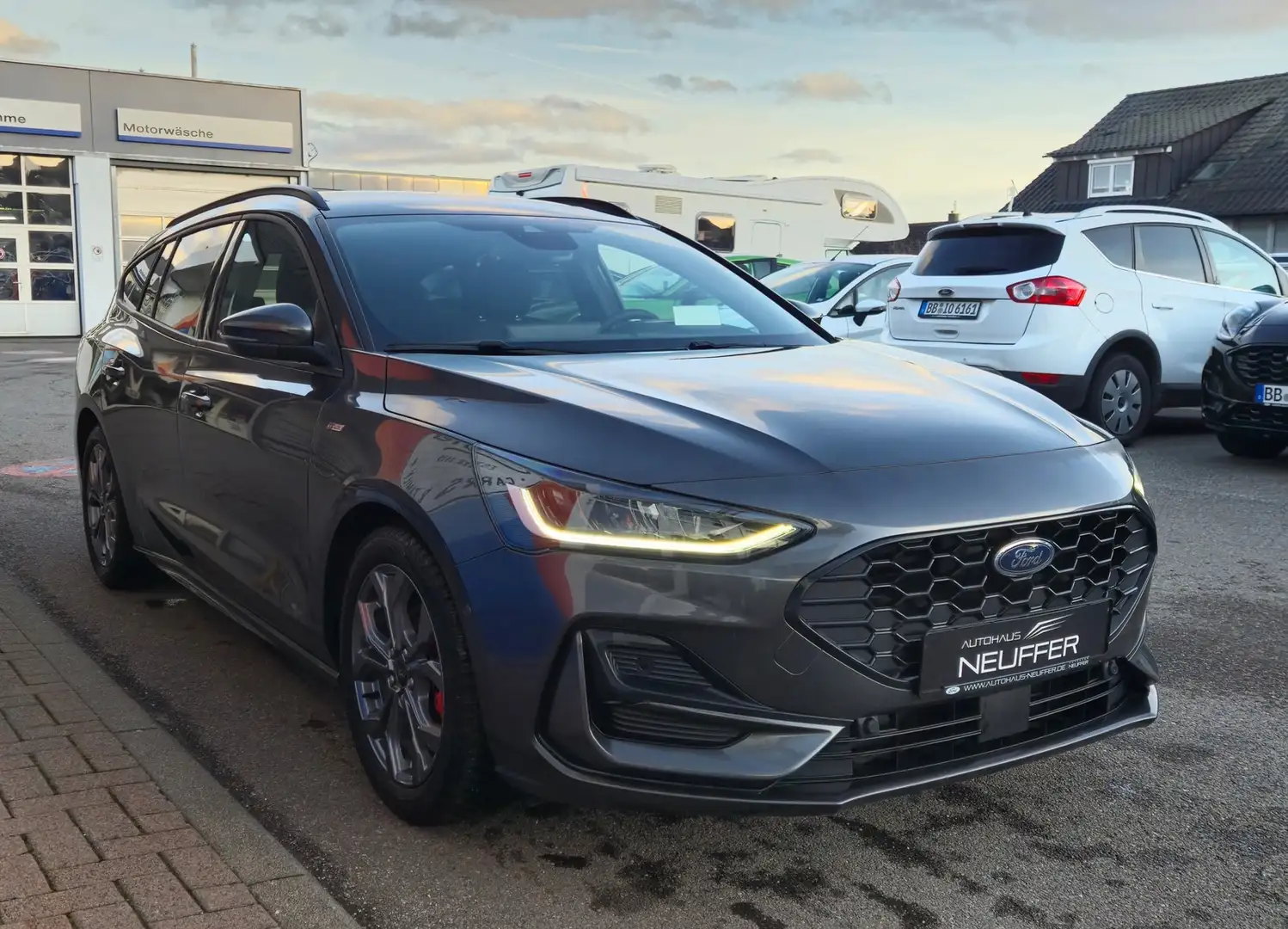 Ford Focus Turnier ST-Line X MHEV/PANO/ACC/LED Grau - 2