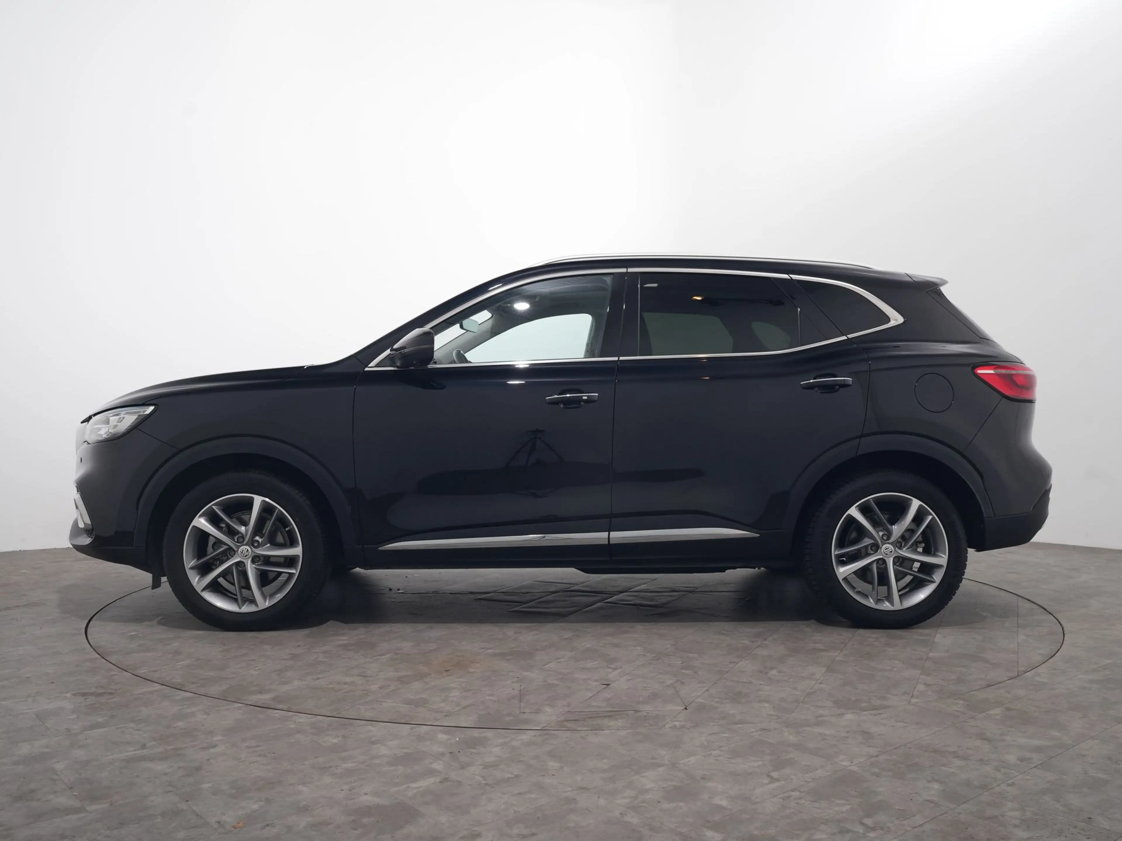 MG EHS 1.5 TGDI LUXURY — photo 9