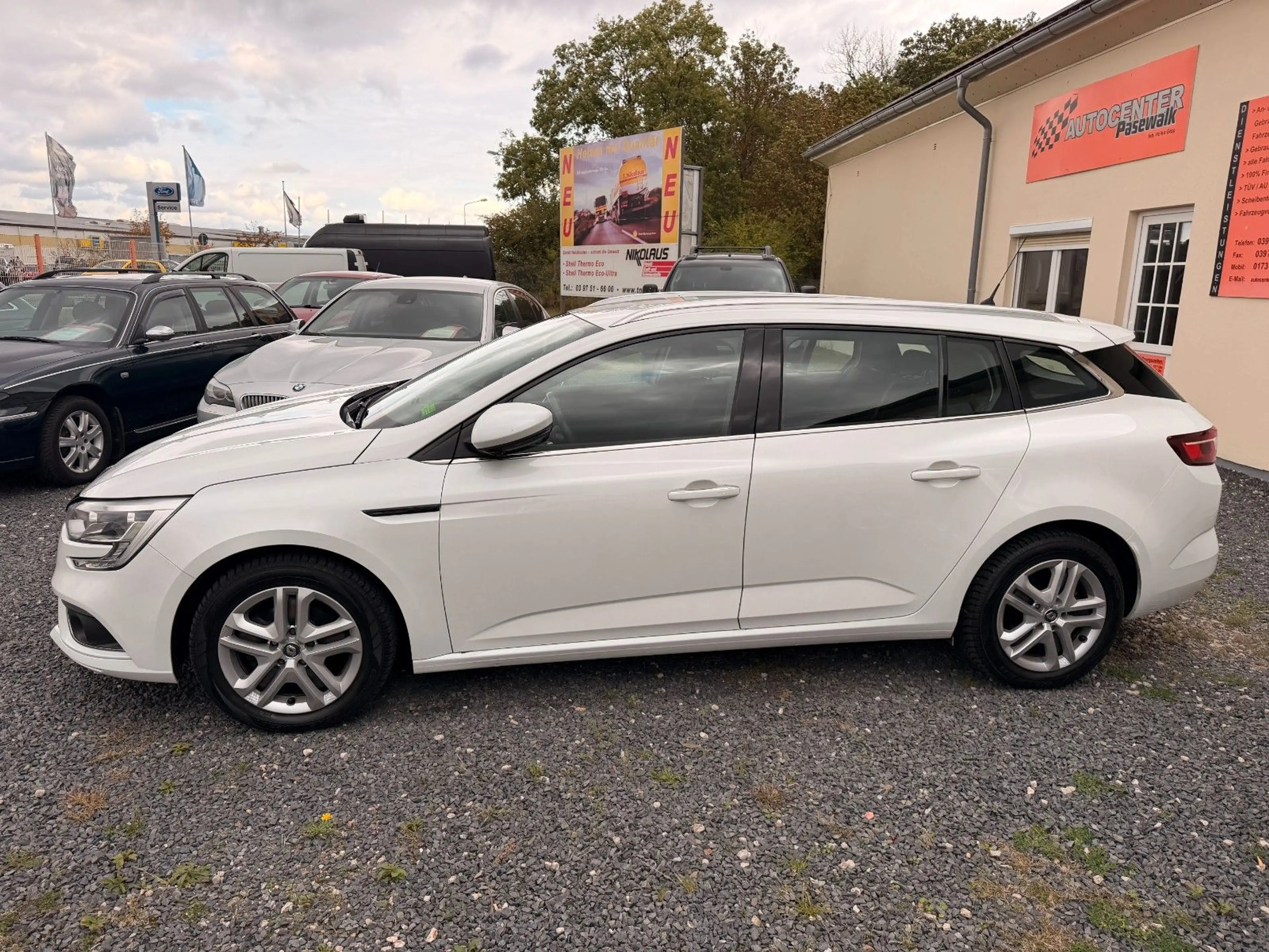 Renault Megane IV Grandtour Business Edition — photo 8