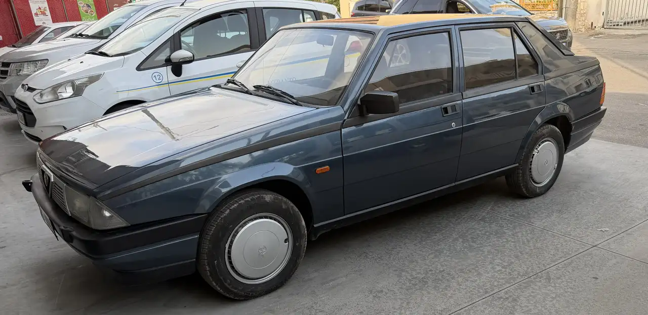 Alfa Romeo 75 Alfa 75 2.0 Carburatori Prima Serie, foto 6