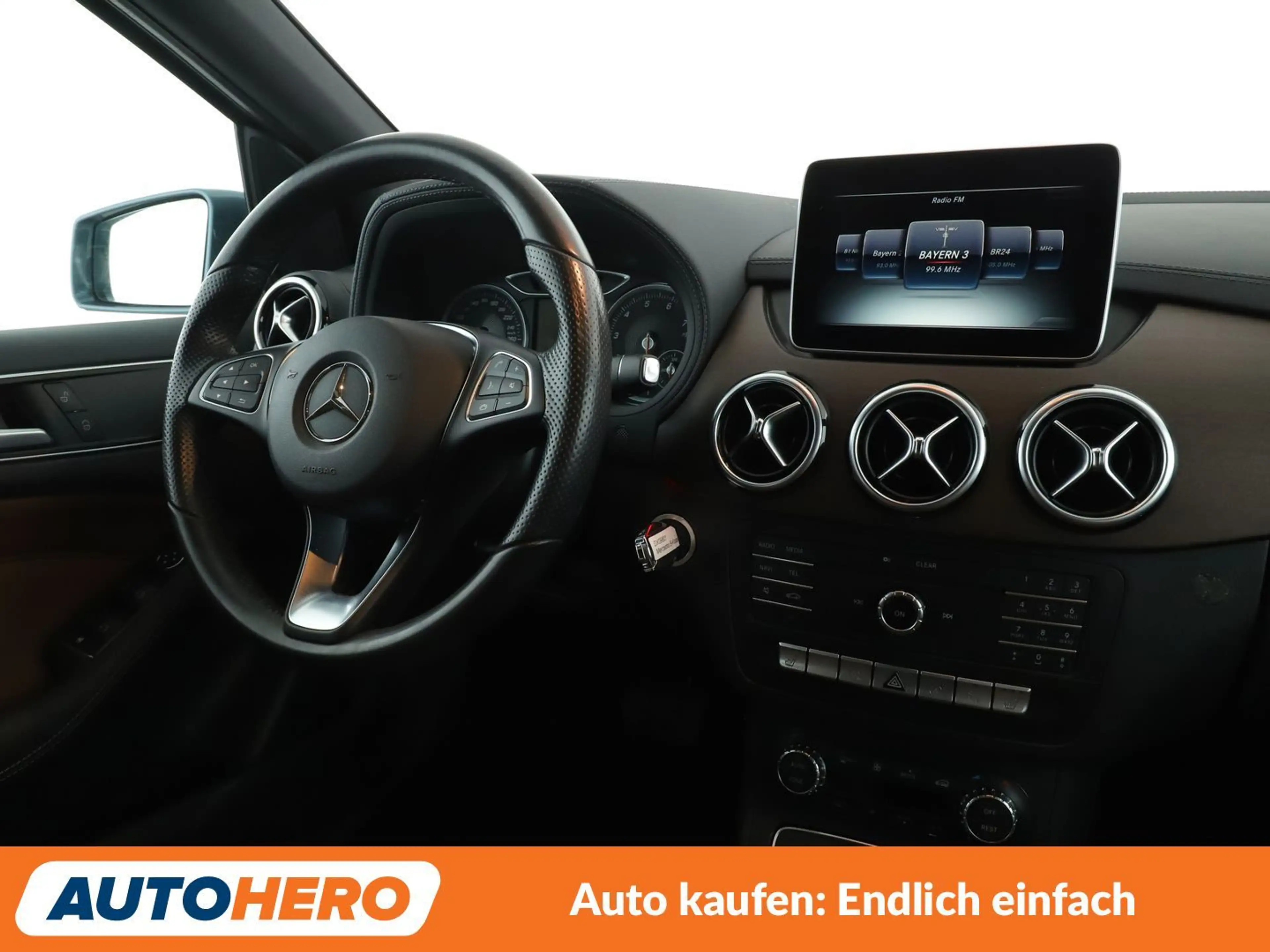 Mercedes-Benz B 220 B 220 4Matic Urban Aut. *NAVI*LED*TEMPO*CAM* — photo 10