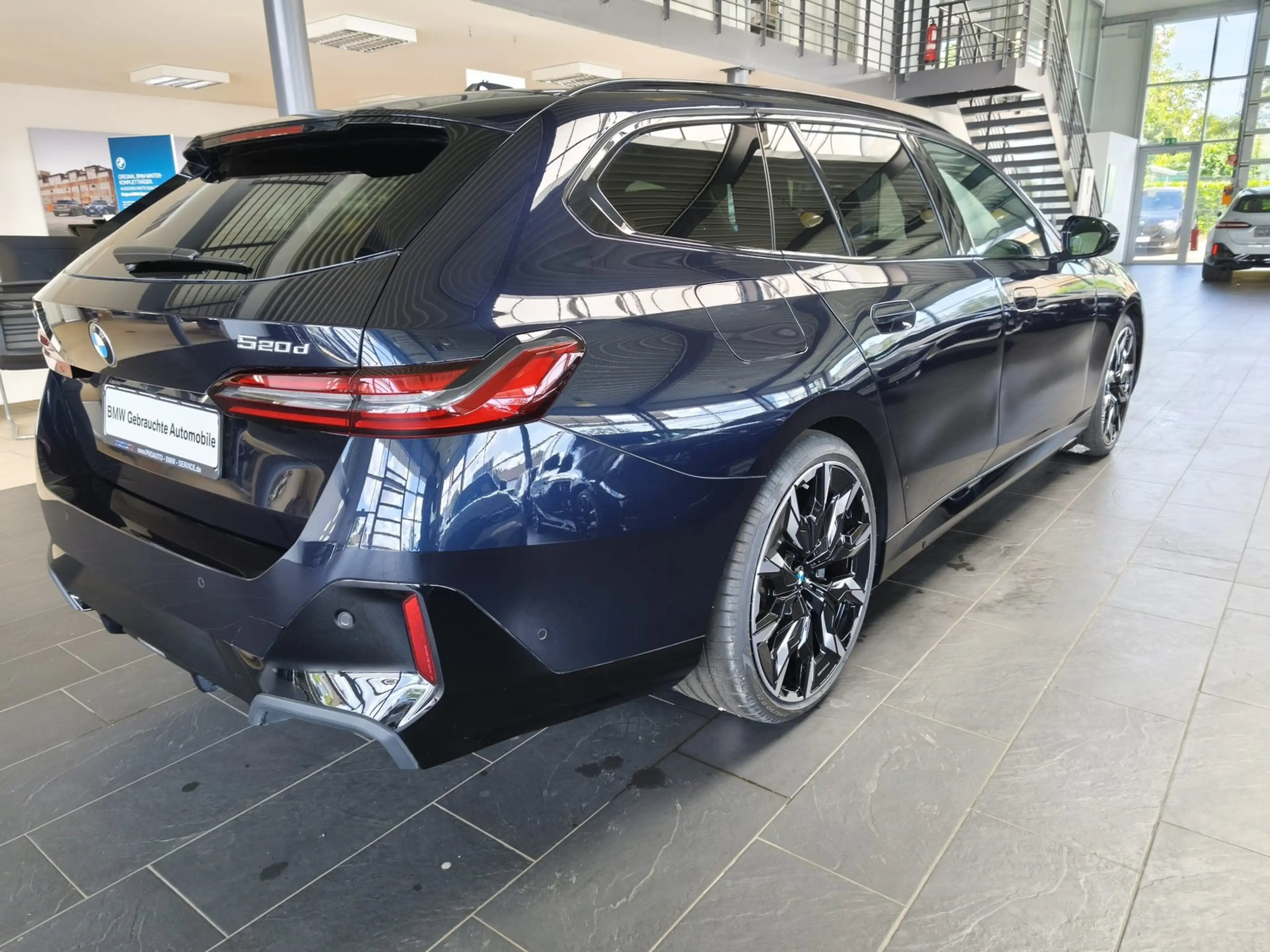 BMW 520 d xDr. M Sport Pro Tour AHK/Pano/360°/B&W/21"/HUD — photo 7