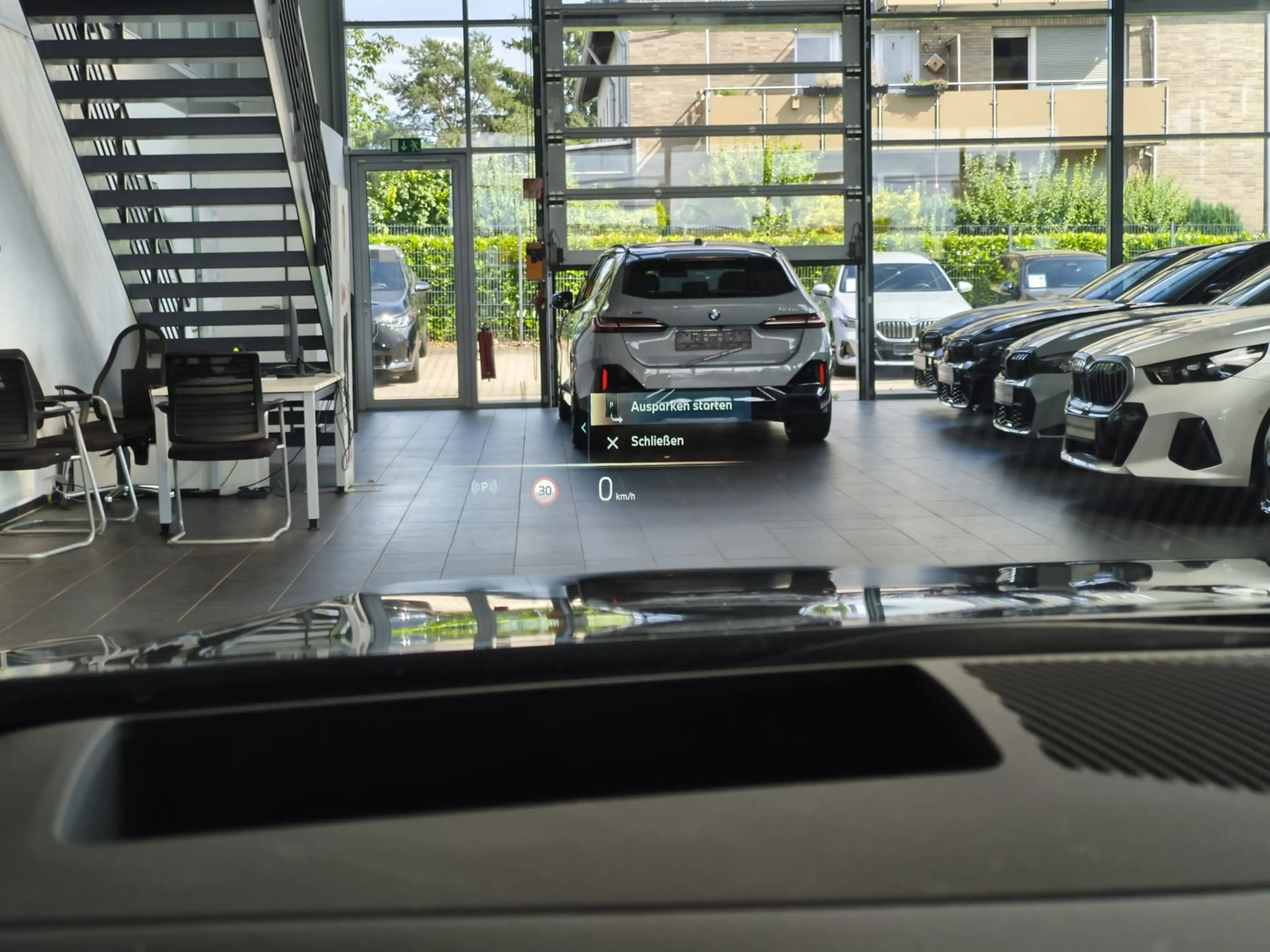 BMW 520 d xDr. M Sport Pro Tour AHK/Pano/360°/B&W/21"/HUD — photo 11