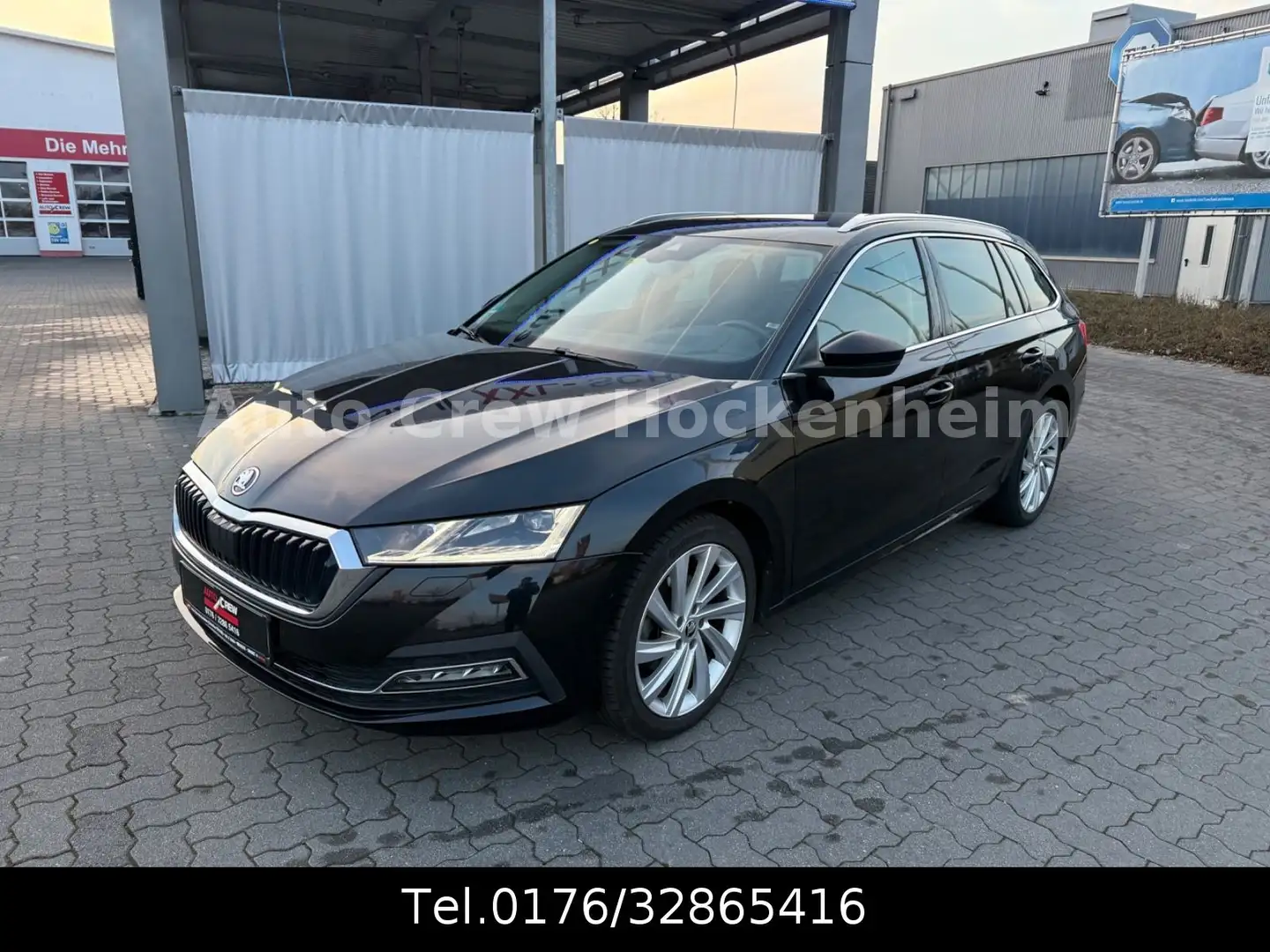 Skoda Octavia Combi First Edition DSG/LED/HEADUP/RC Fekete - 2