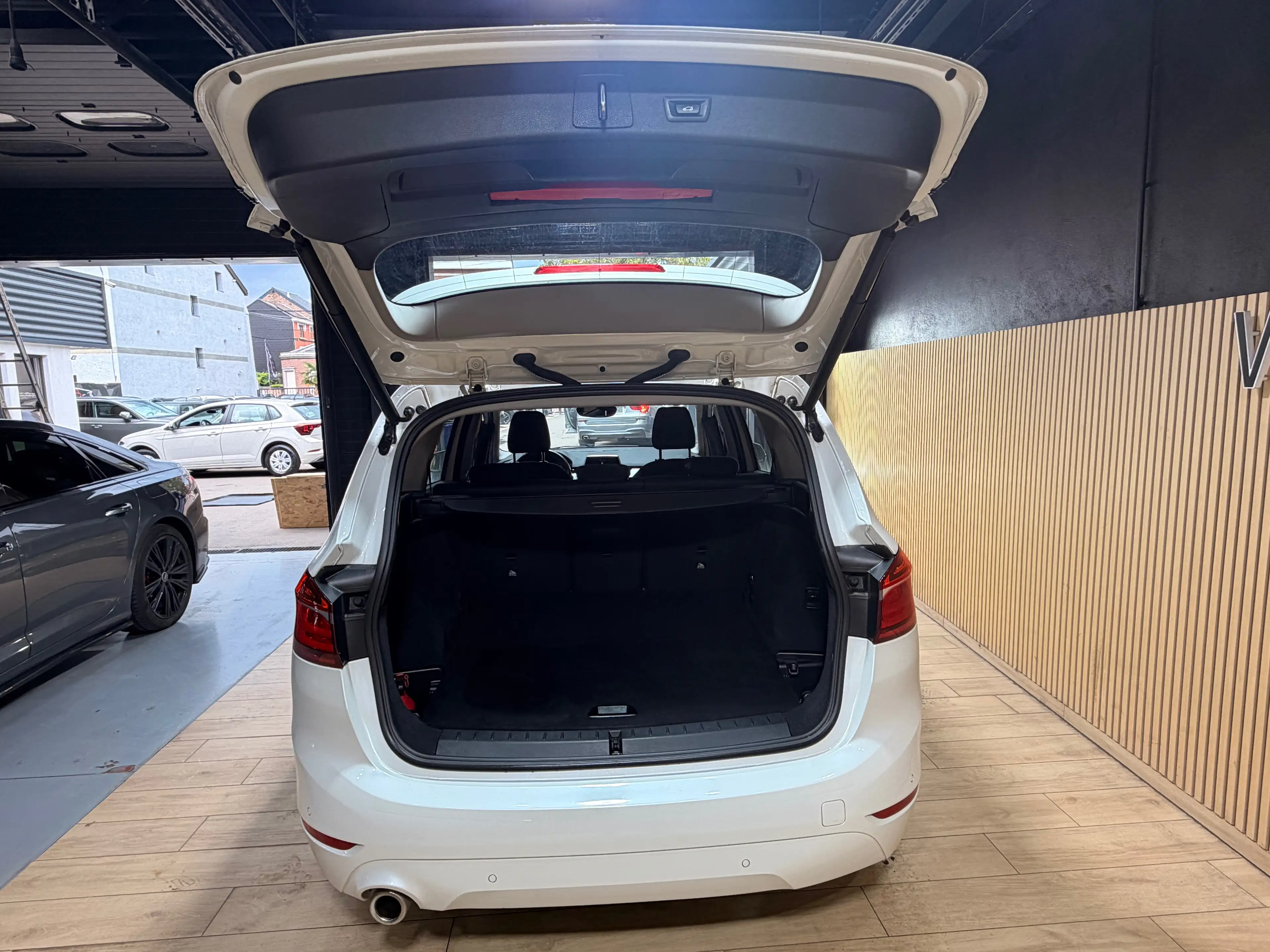 BMW 216 i * Gran Tourer 5 PLACES * GARANTIE 12 MOIS * 1ER PROP * — photo 7