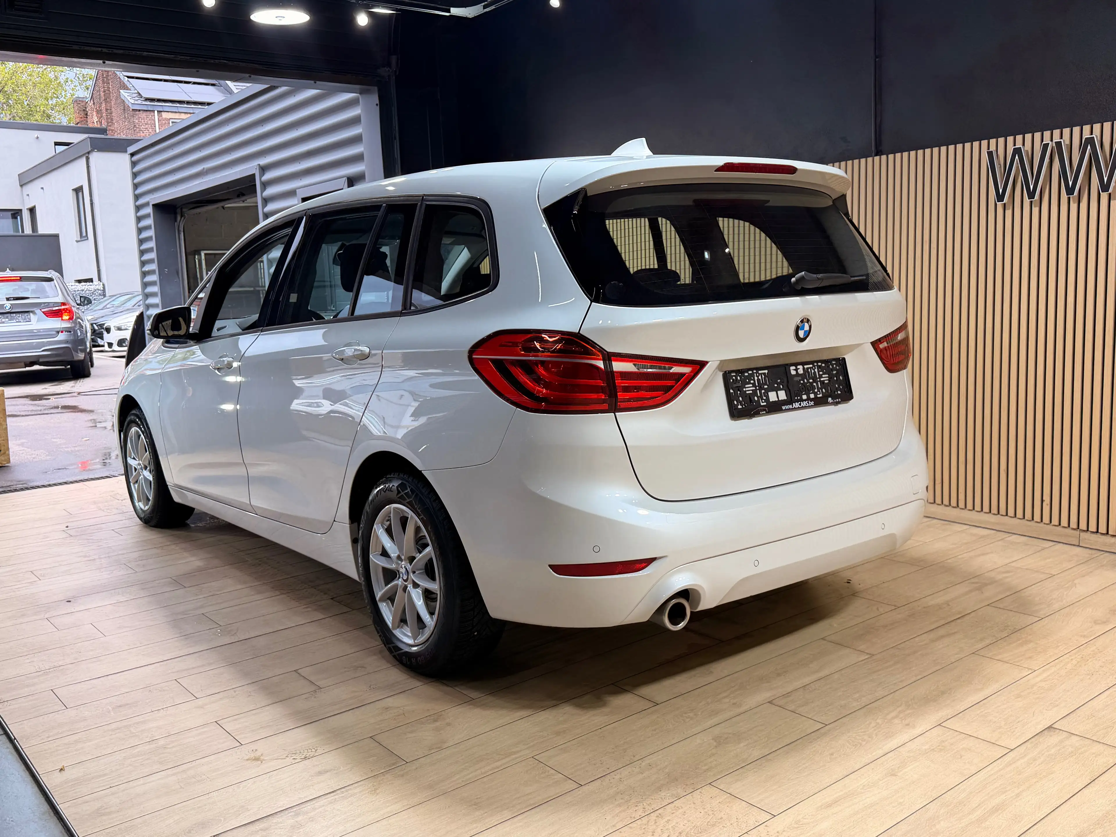 BMW 216 i * Gran Tourer 5 PLACES * GARANTIE 12 MOIS * 1ER PROP * — photo 4