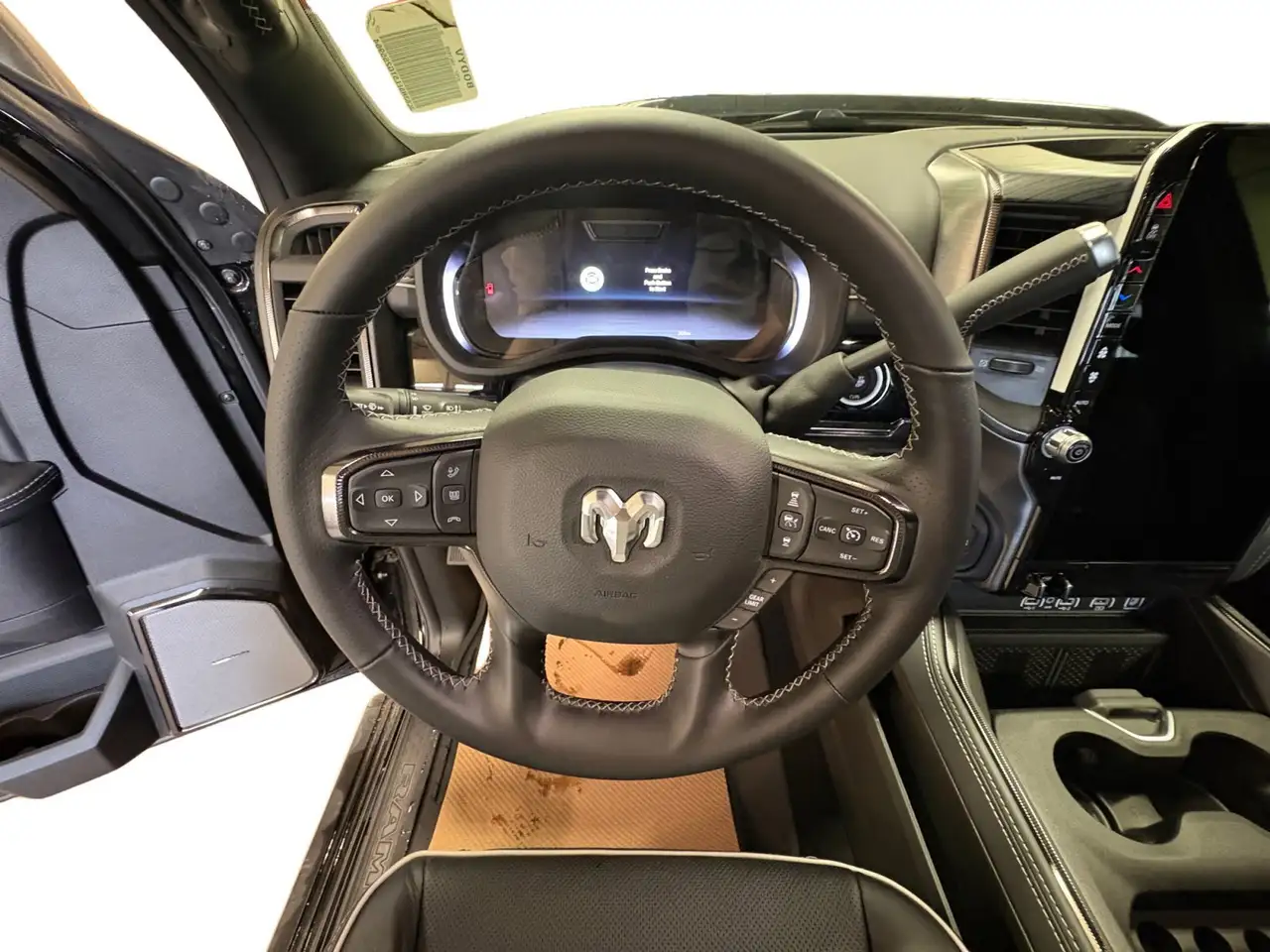 RAM 2500 снимка RAM 2500