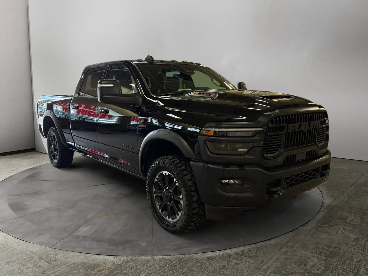 RAM 2500 снимка RAM 2500