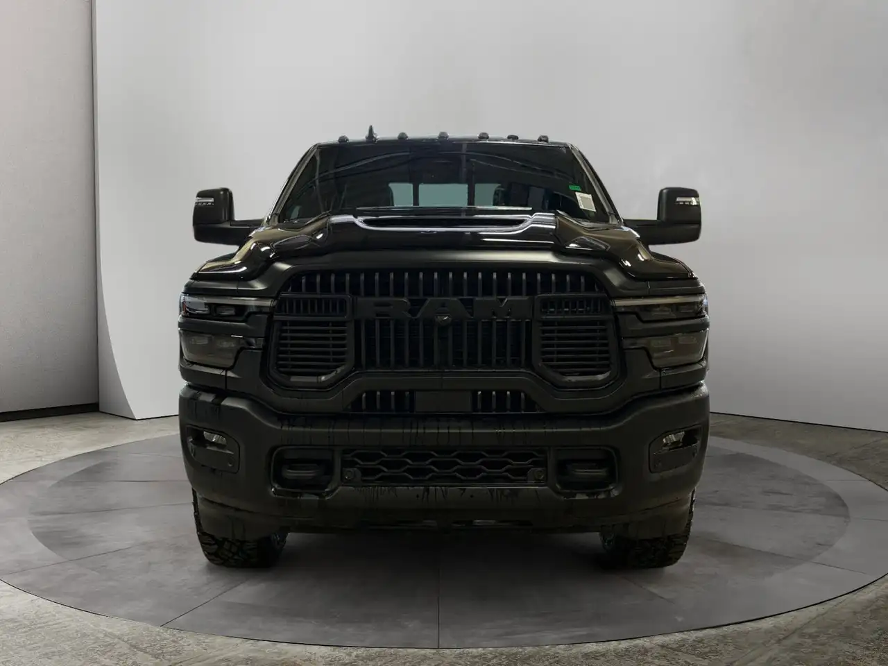 RAM 2500 снимка RAM 2500