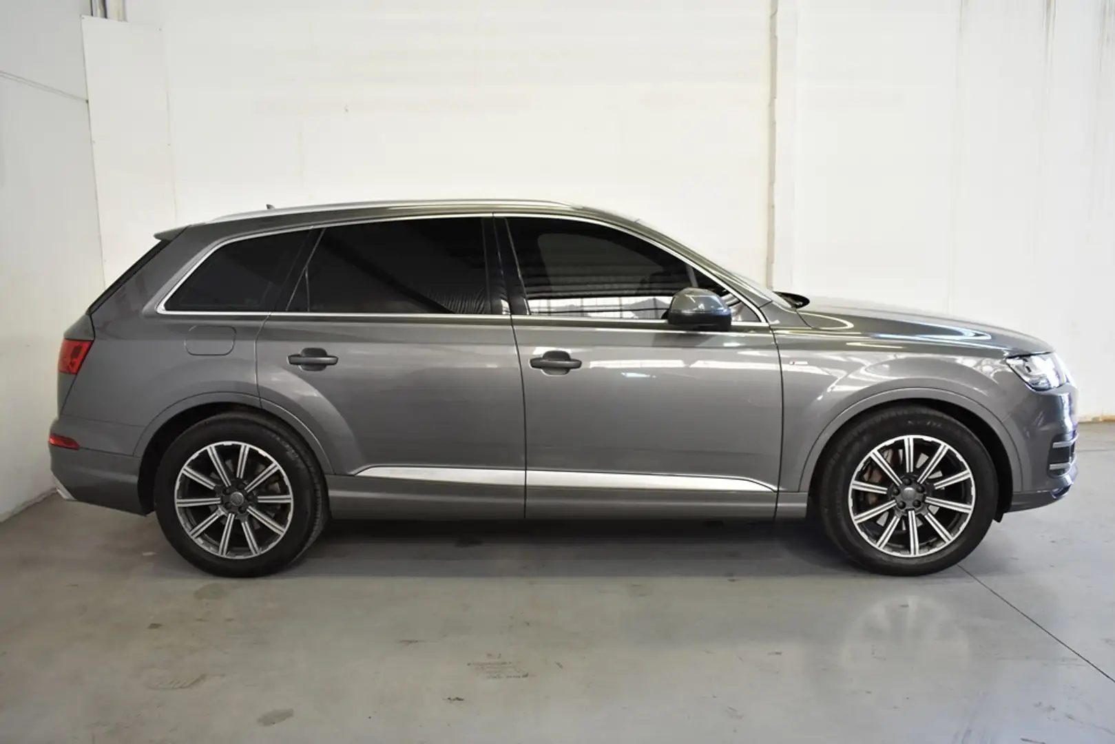 Audi Q7 3.0TDI quattro tiptronic 7pl. 200kW(9.75) Grigio - 2