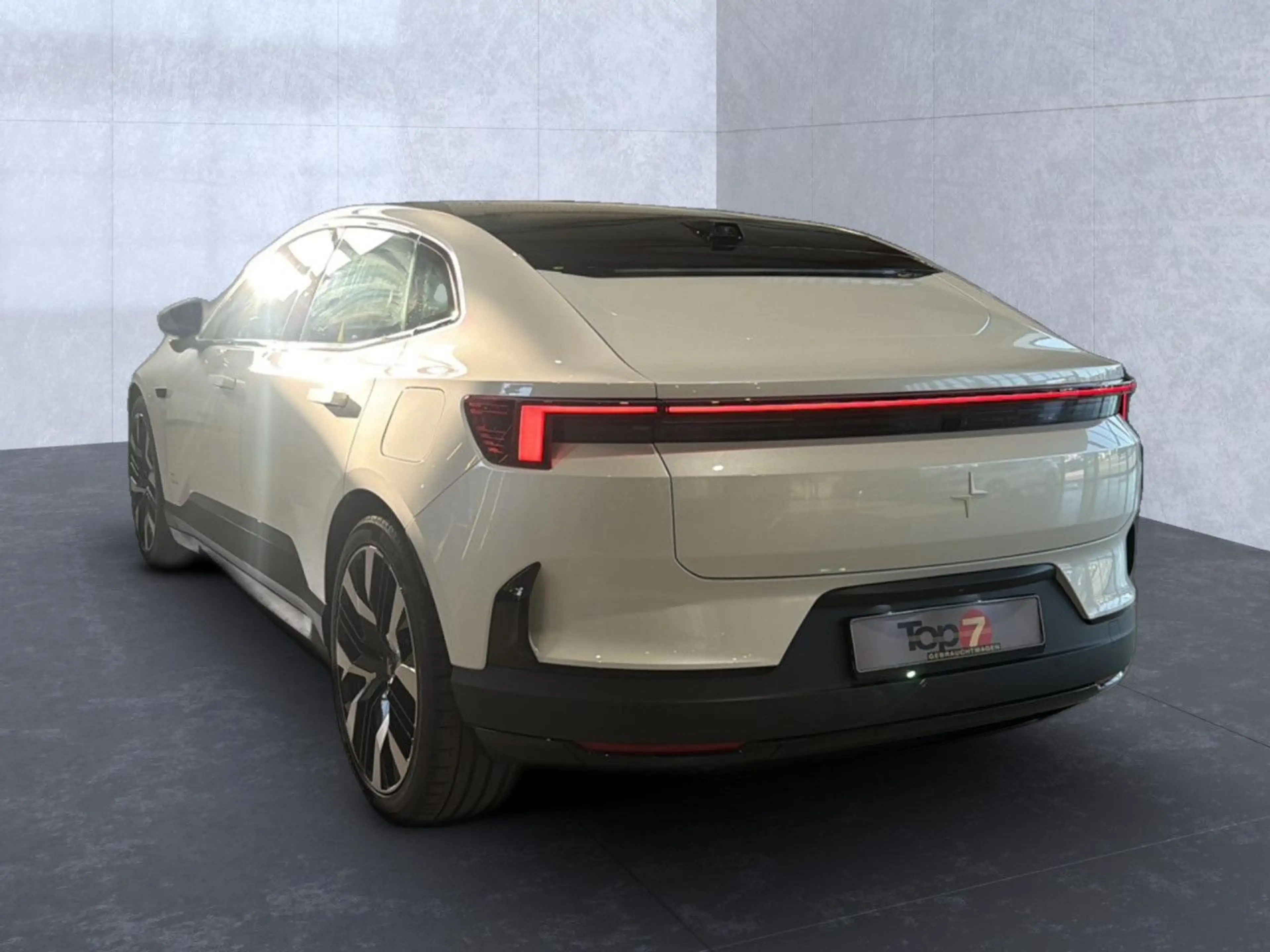 Polestar 4 00 kW Long Range Dual Sportpaket Bluetooth LED — photo 3