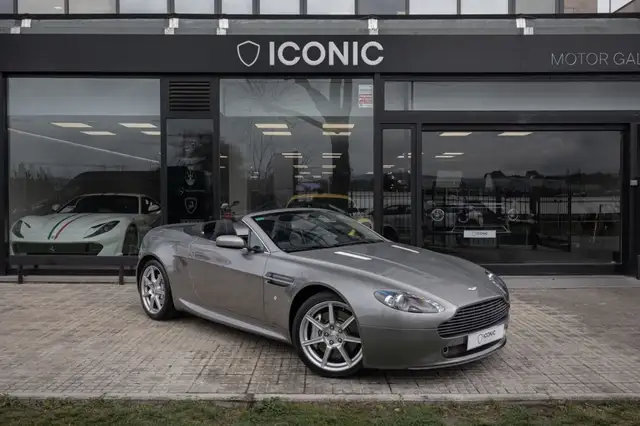Aston Martin Vantage Descapotable Automático de 2 Puertas