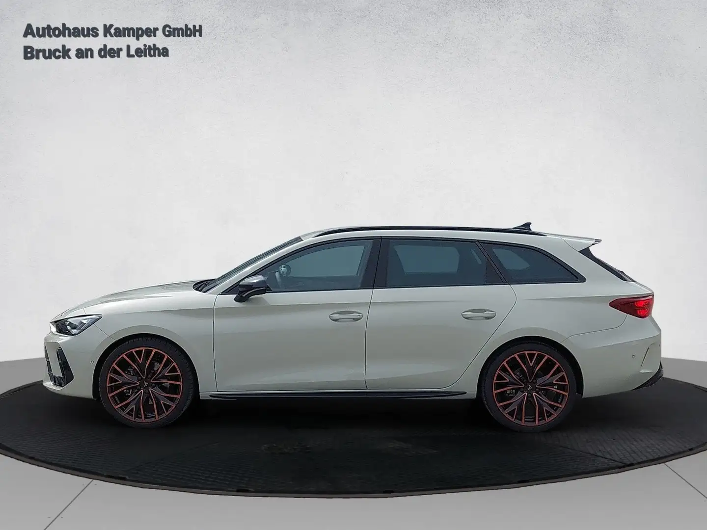 CUPRA Leon 1.5 eTSI DSG Grau - 2