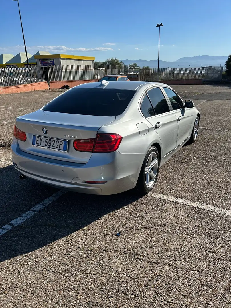 BMW 318 sport - 2